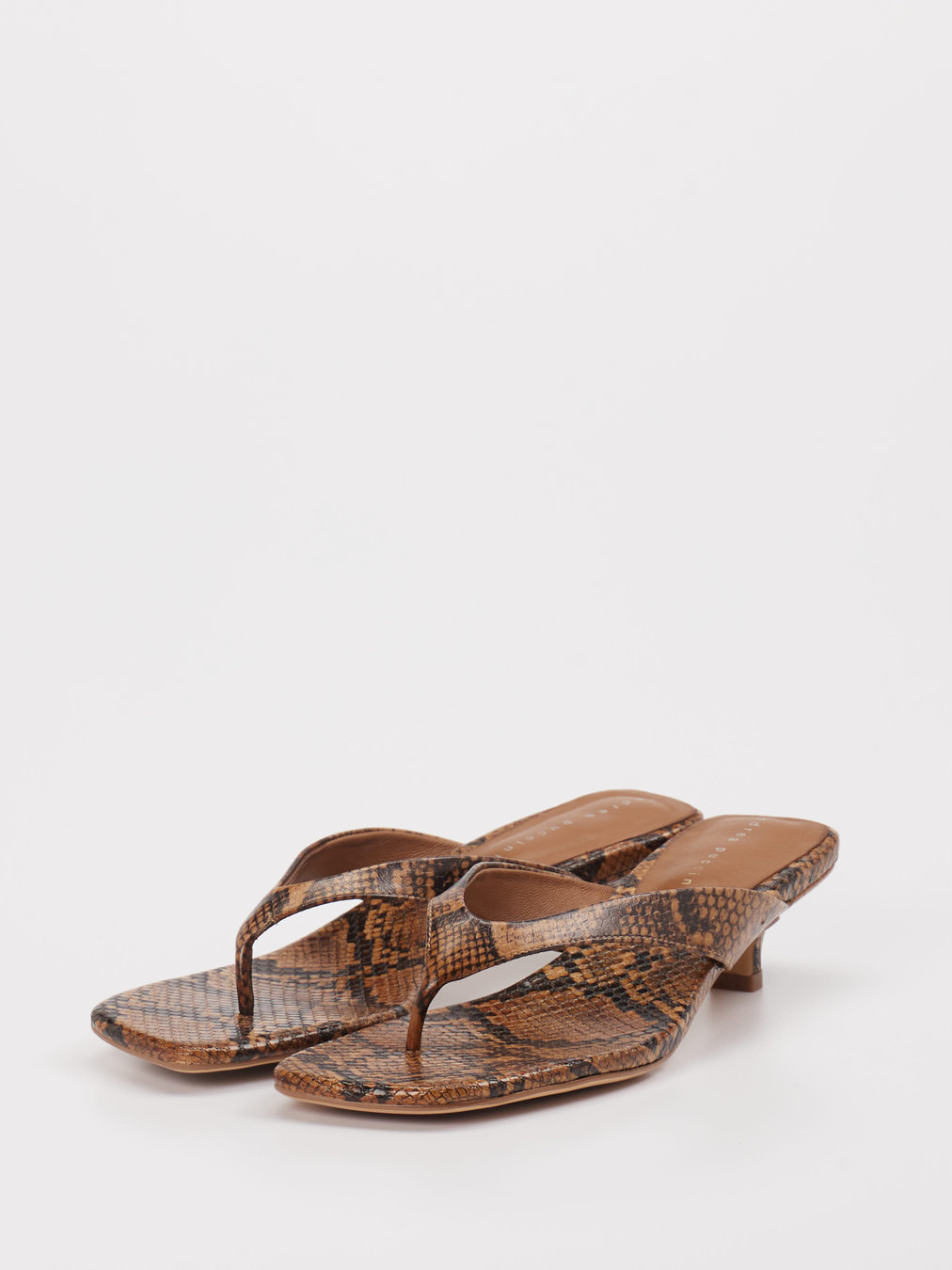 Zehentrenner braun 1163280000102