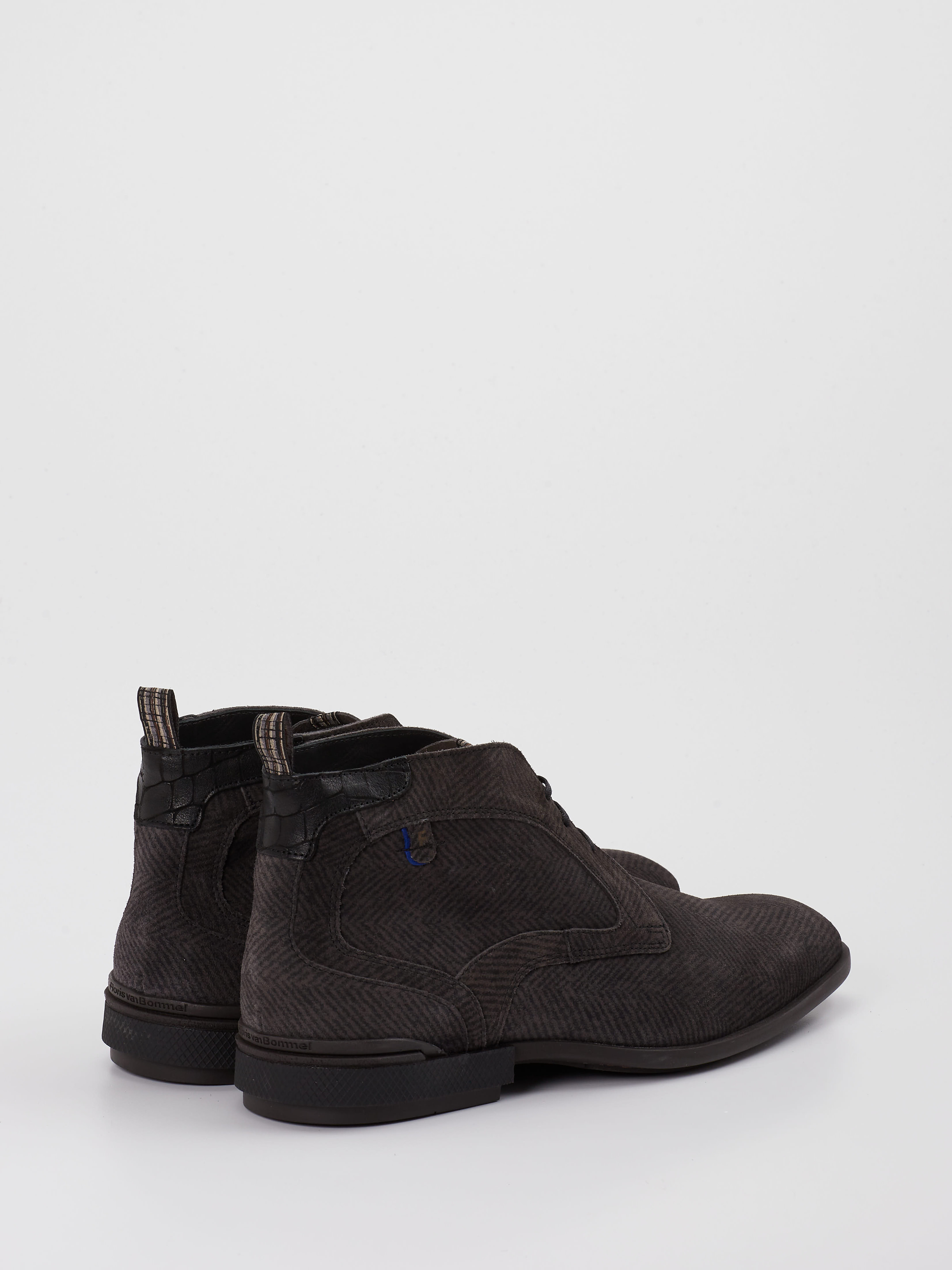 Boot grau 4701409013903