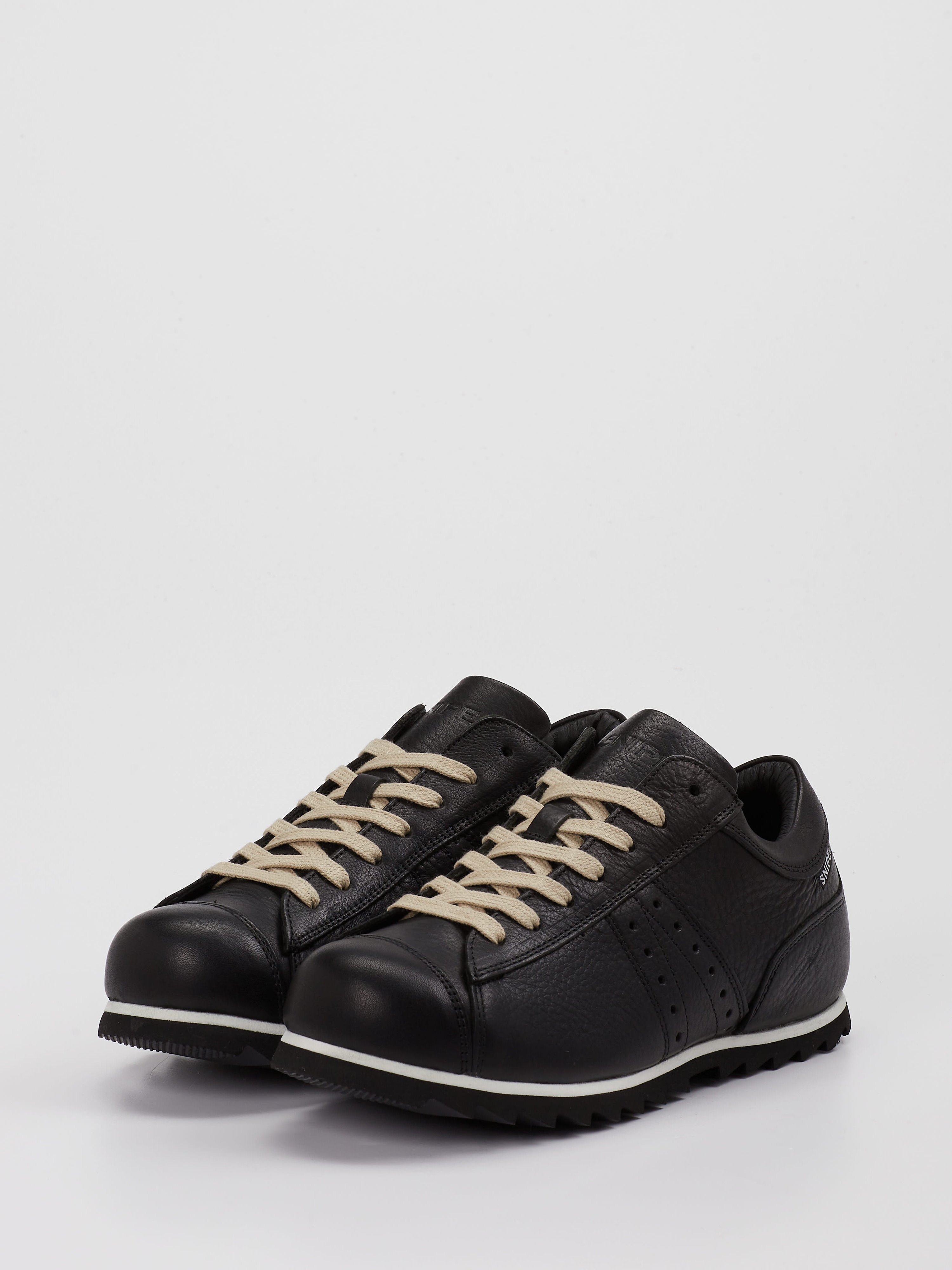 Sneaker schwarz 1661009032302
