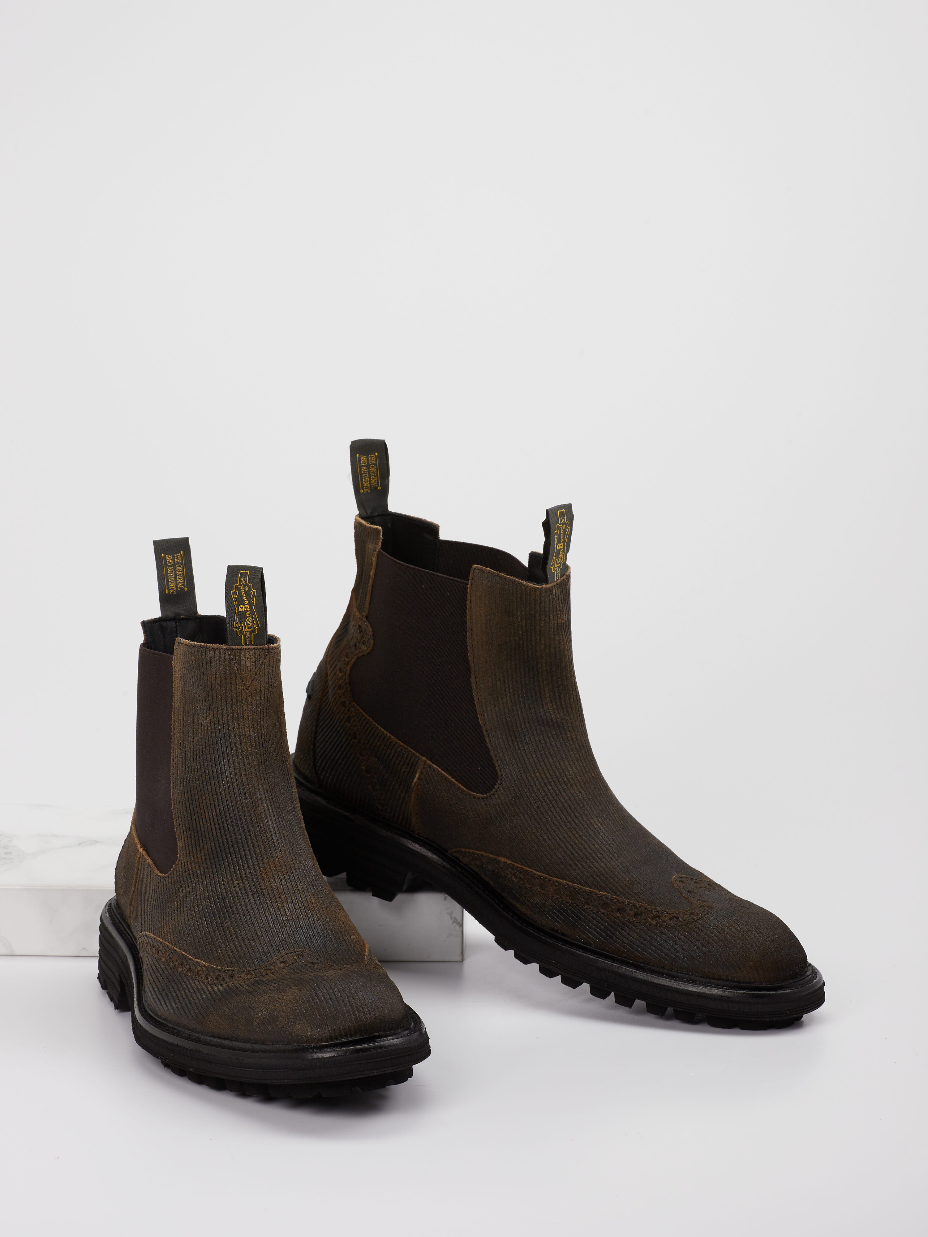 Boot braun 4711209061104