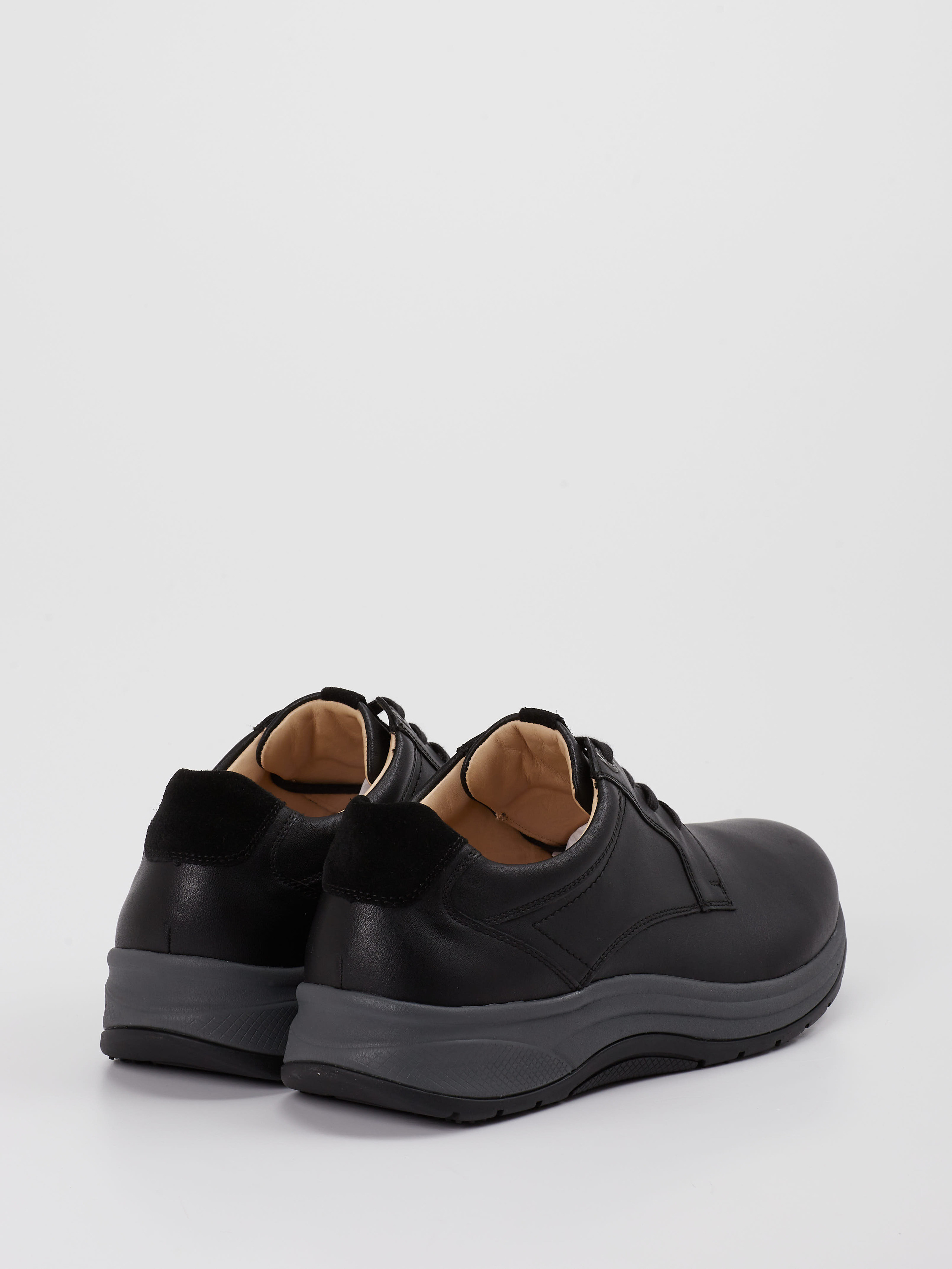 Sneaker schwarz 4661009074903