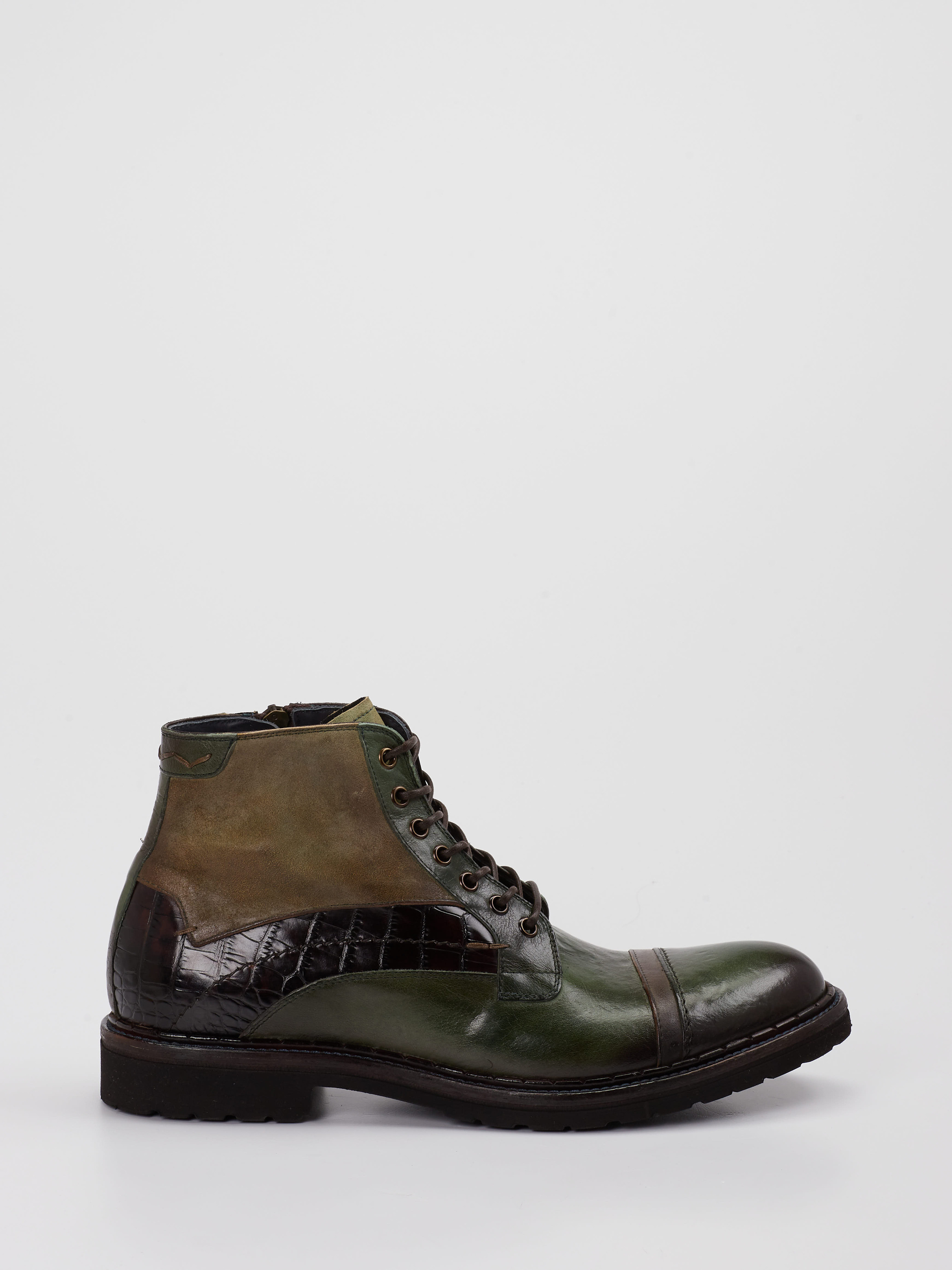 Boot grün 4701629003801