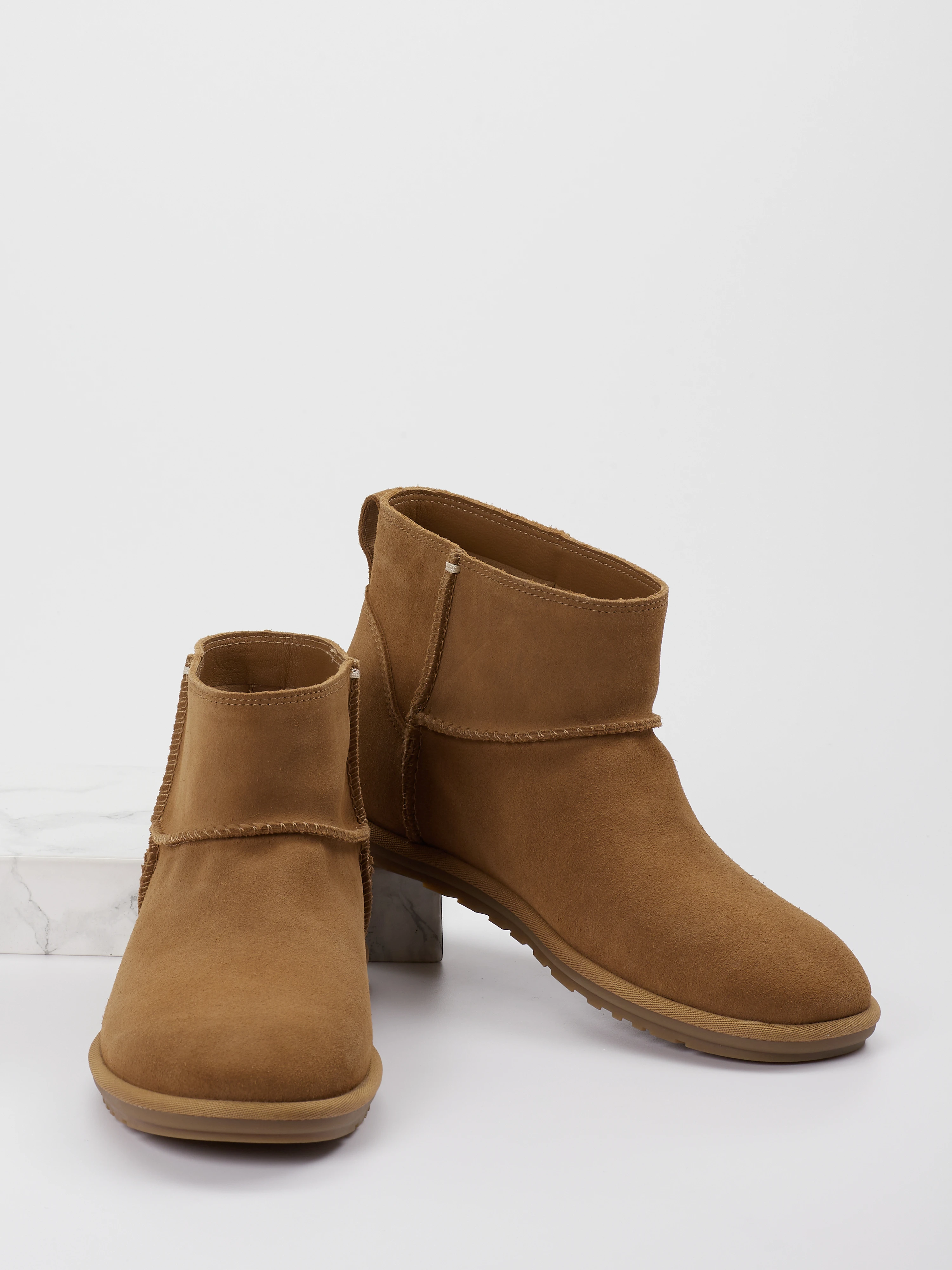 Stiefelette Classic Mini Deconstructed braun 1811289004104