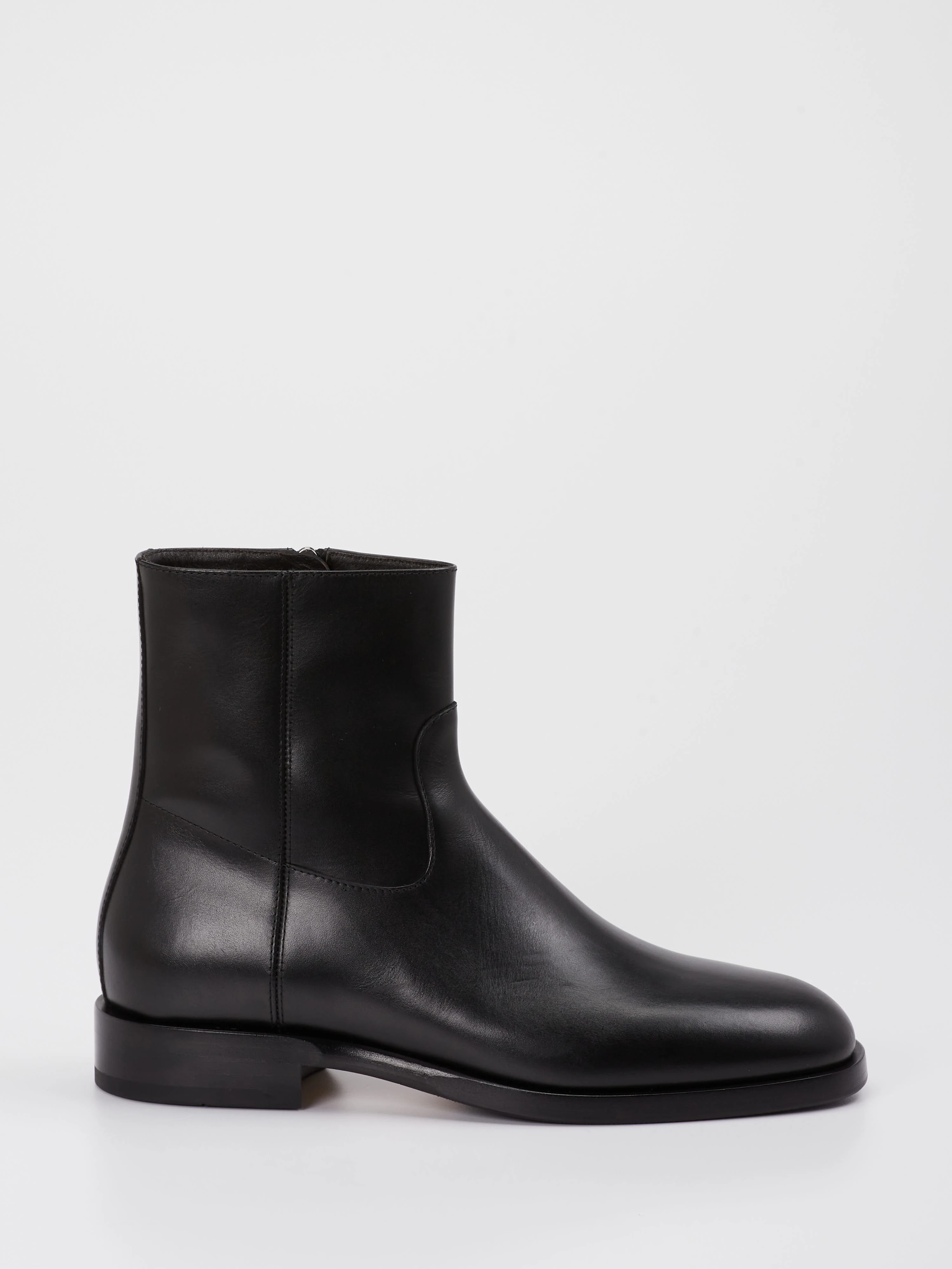 Boot schwarz 4721009008201