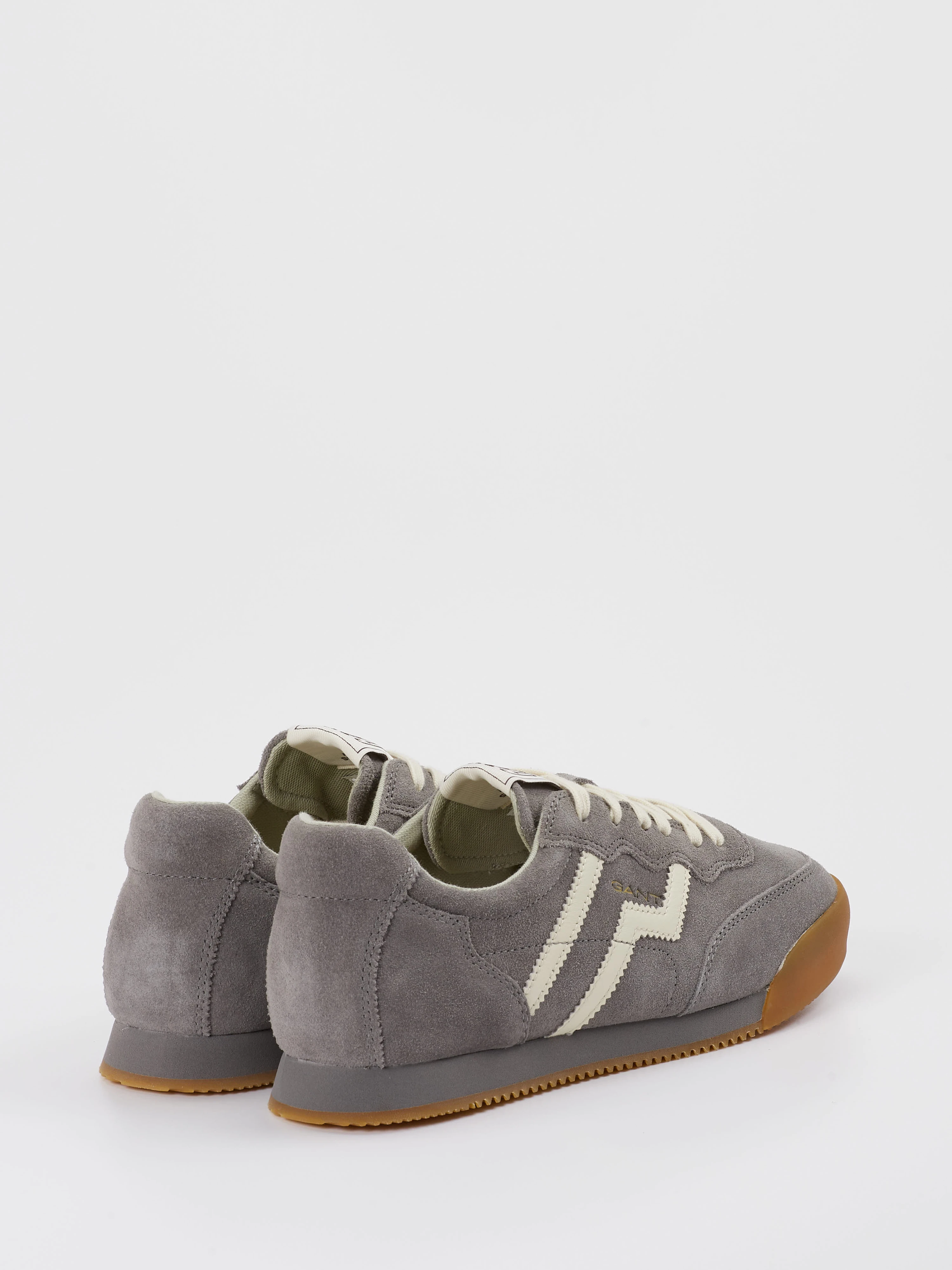 Sneaker grau 1663453000403