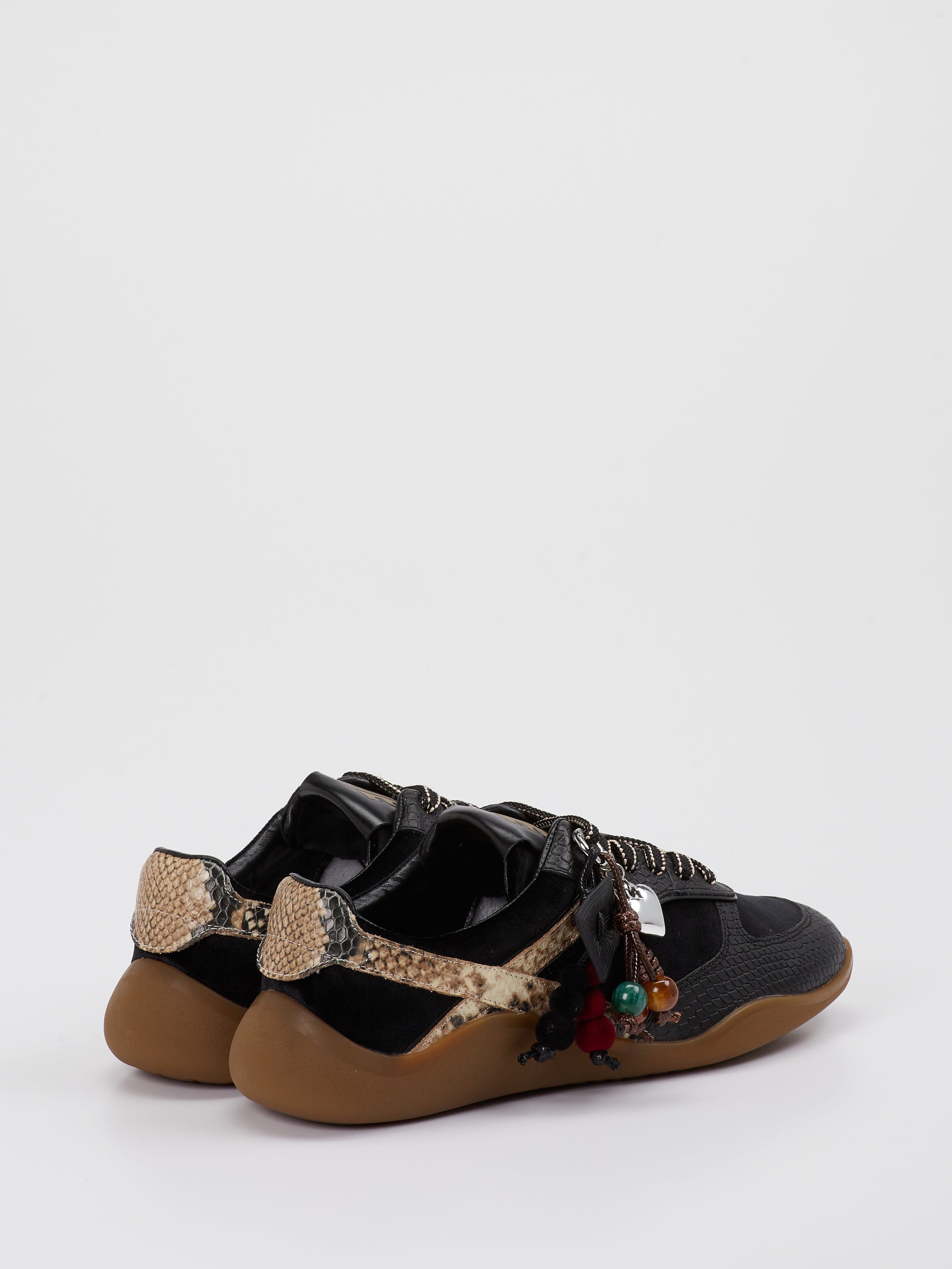 Sneaker schwarz 1661002000803