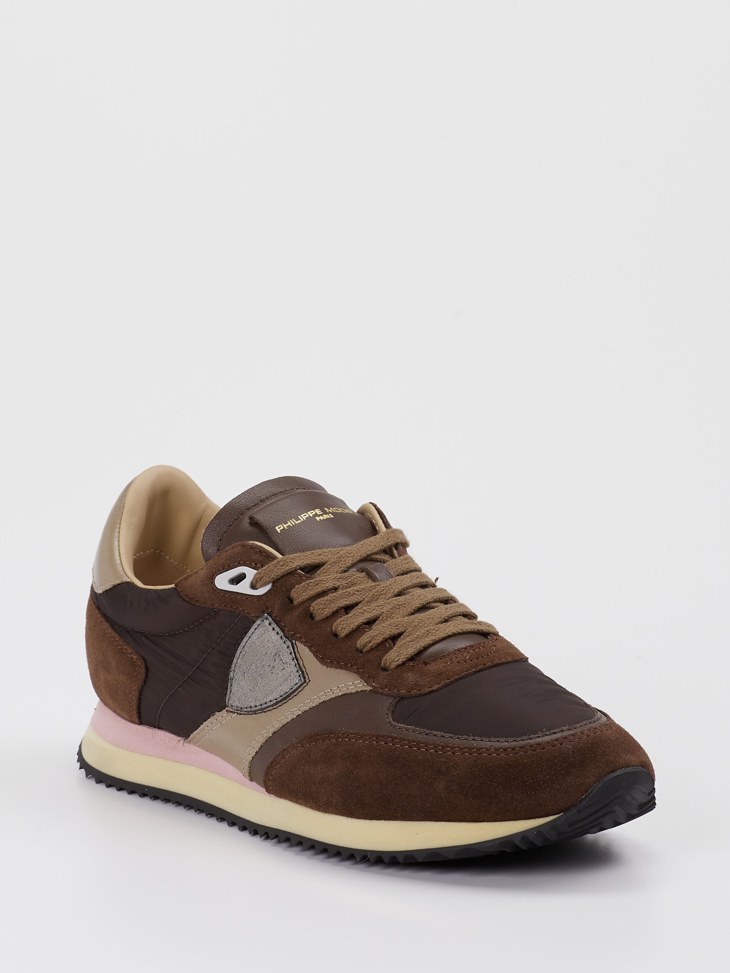 Sneaker