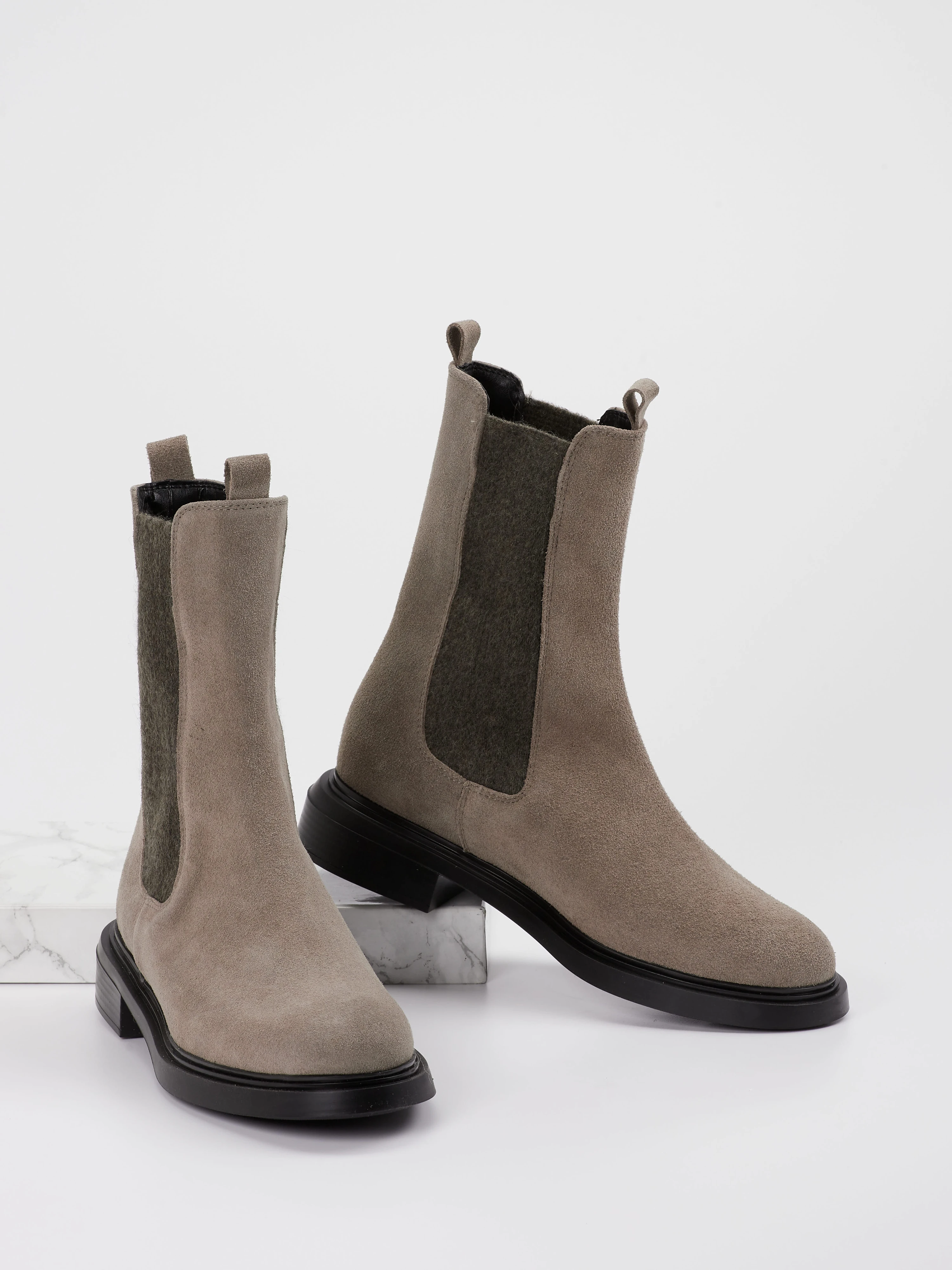 Stiefelette grau 1733429000504