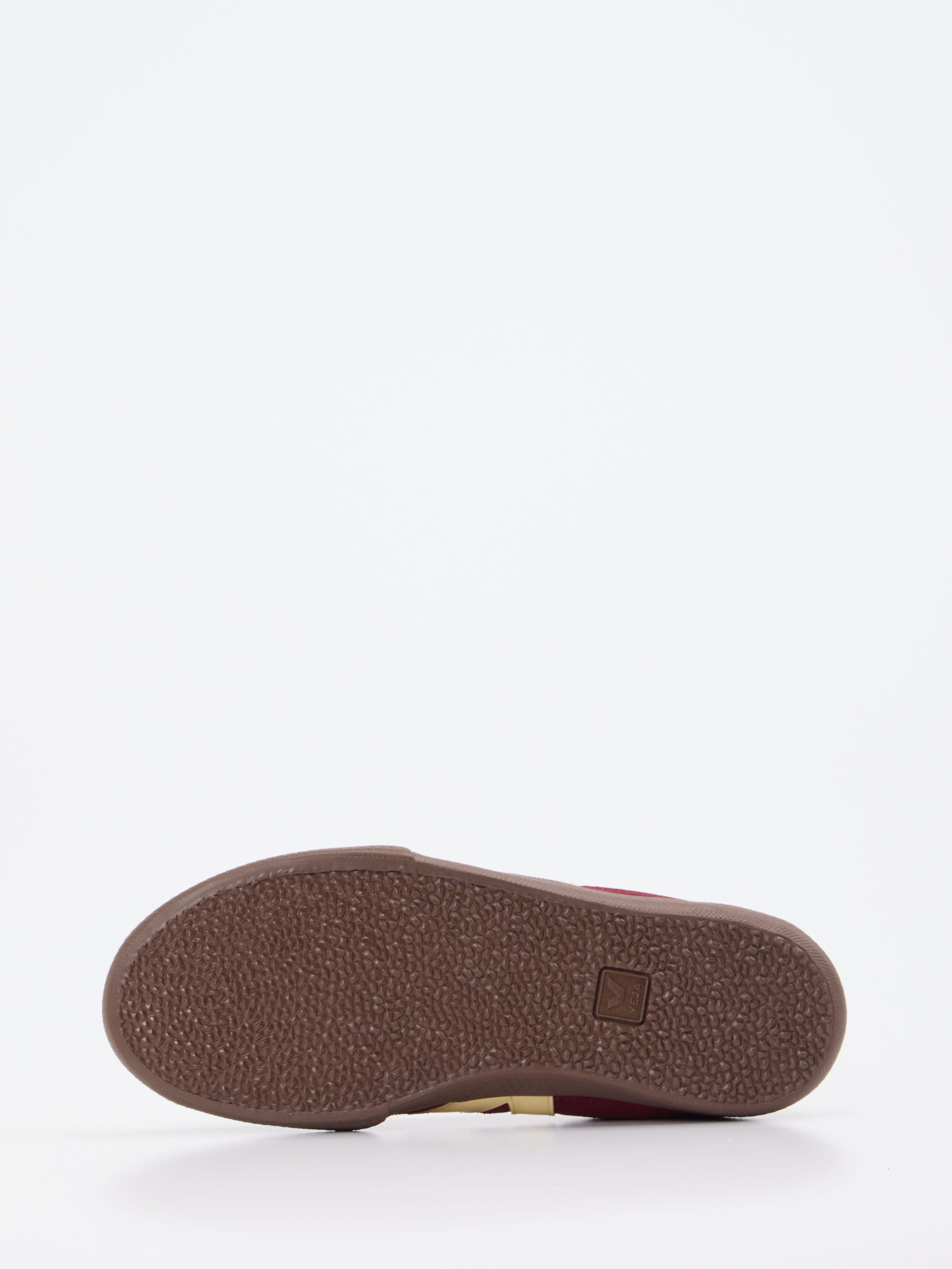 Sneaker rot 1661503000205