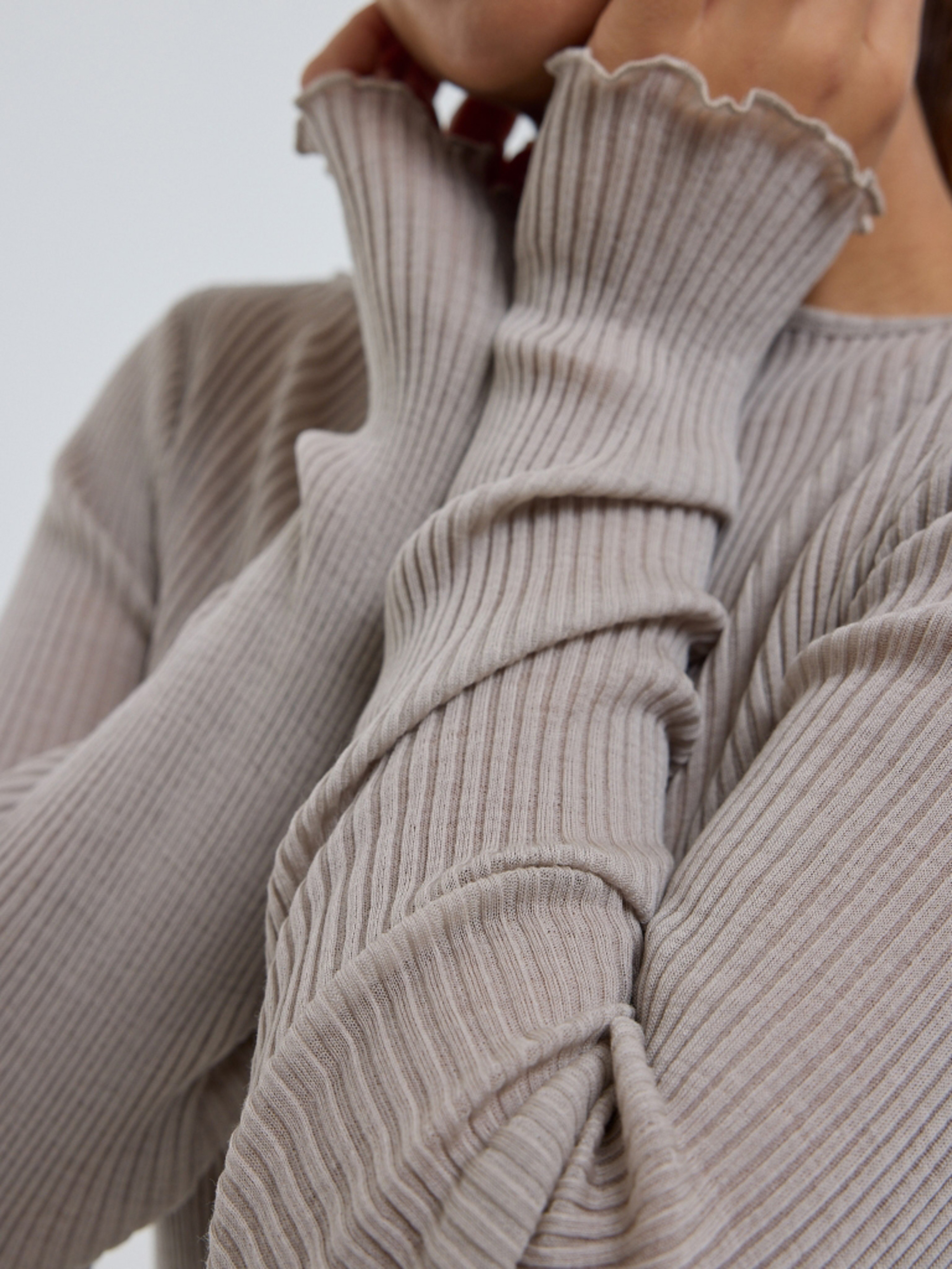 Langarmshirt beige 9353349000102