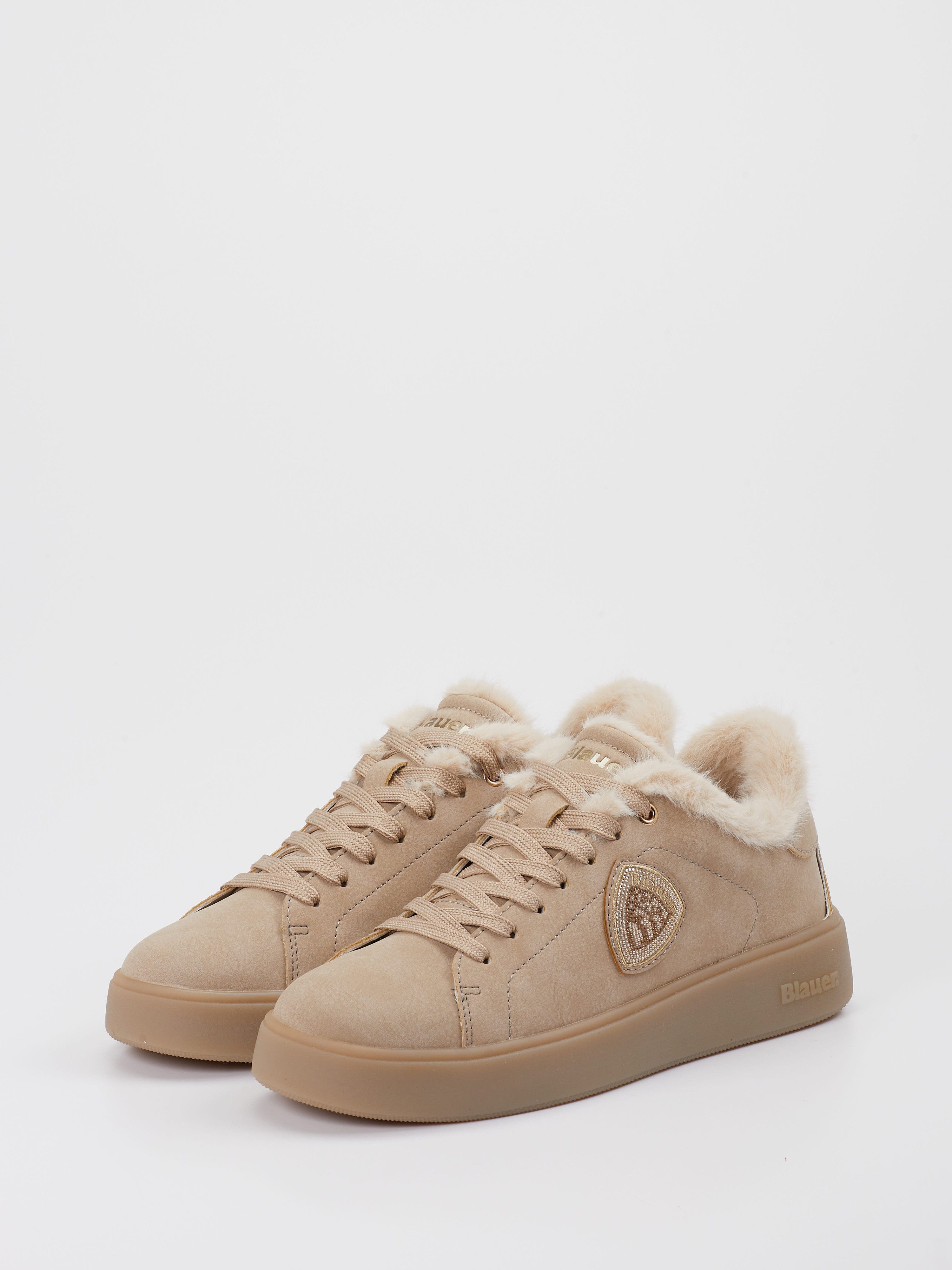 Sneaker warm