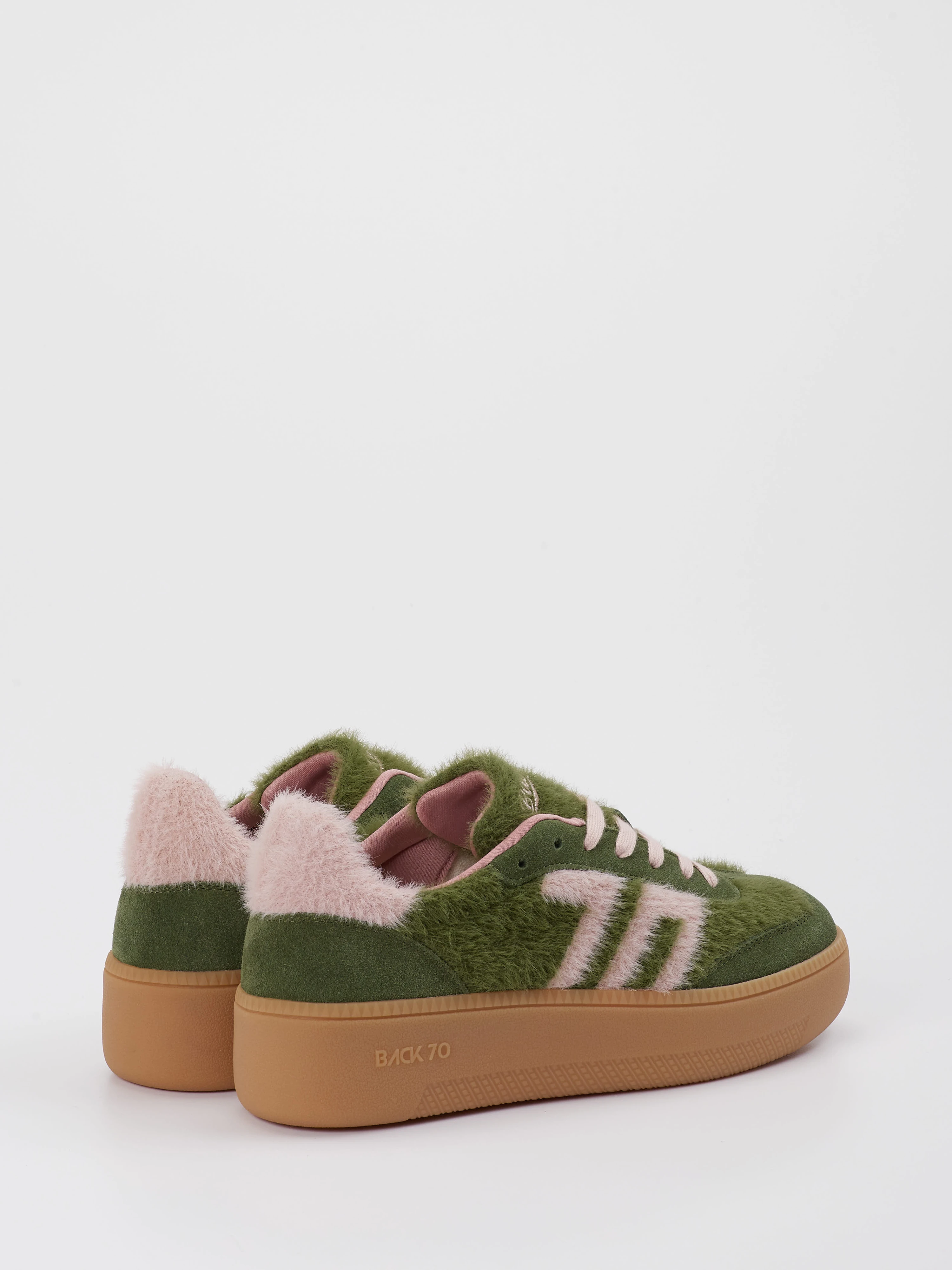Sneaker XXL grün 1665625000103