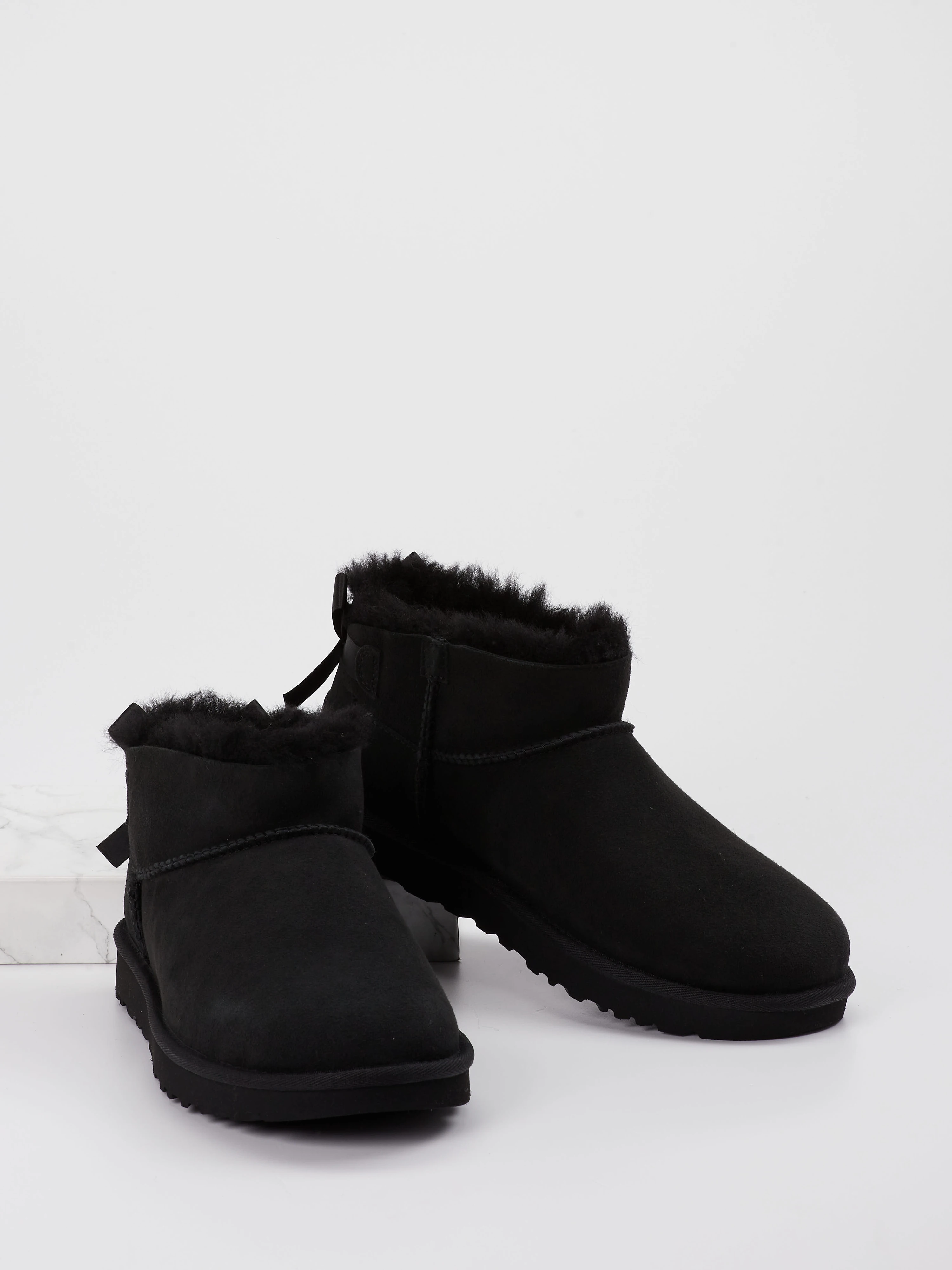 Stiefelette Ultra Mini Bailey Bow schwarz 1811009012404