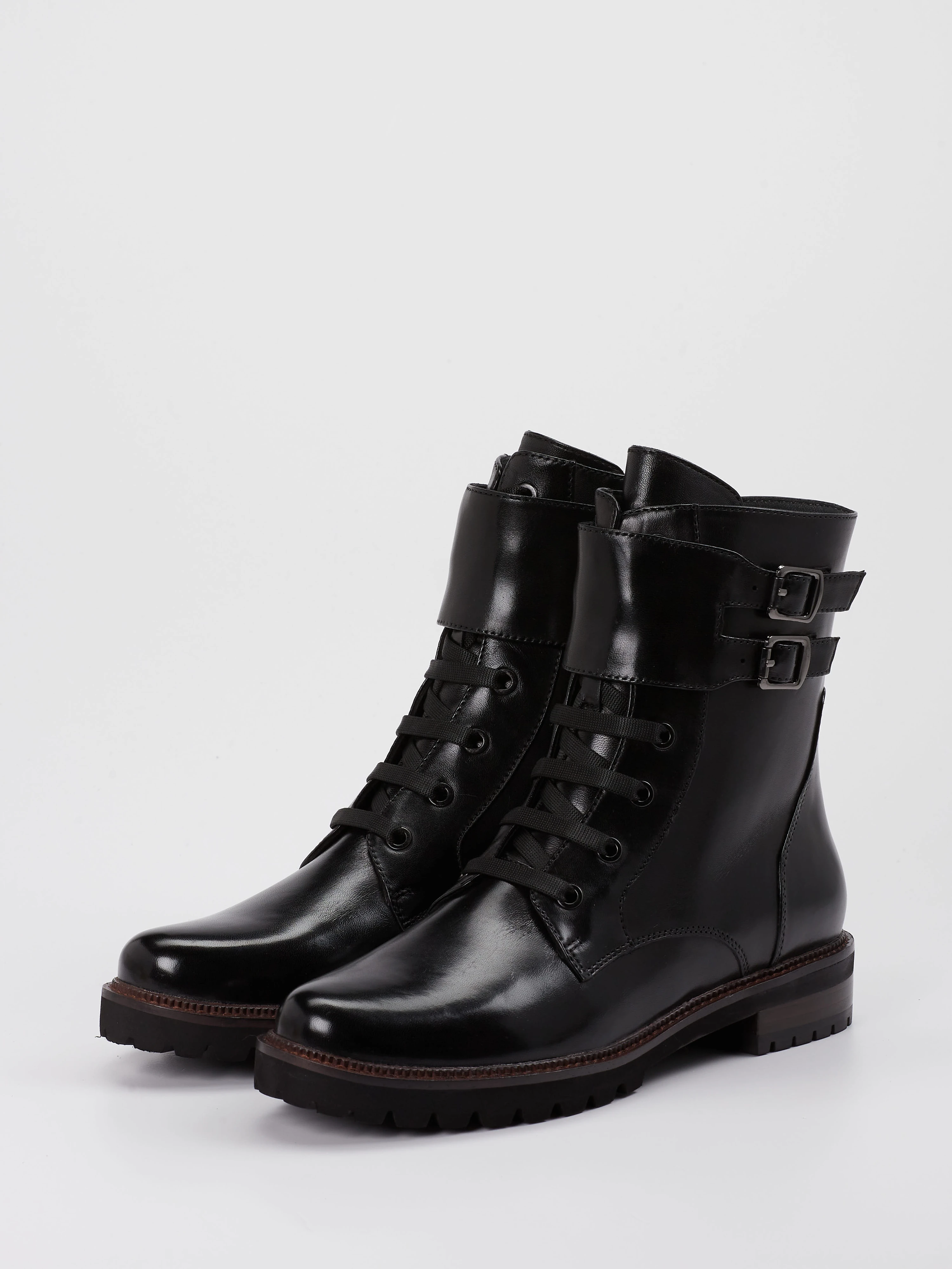 Schnürstiefelette
