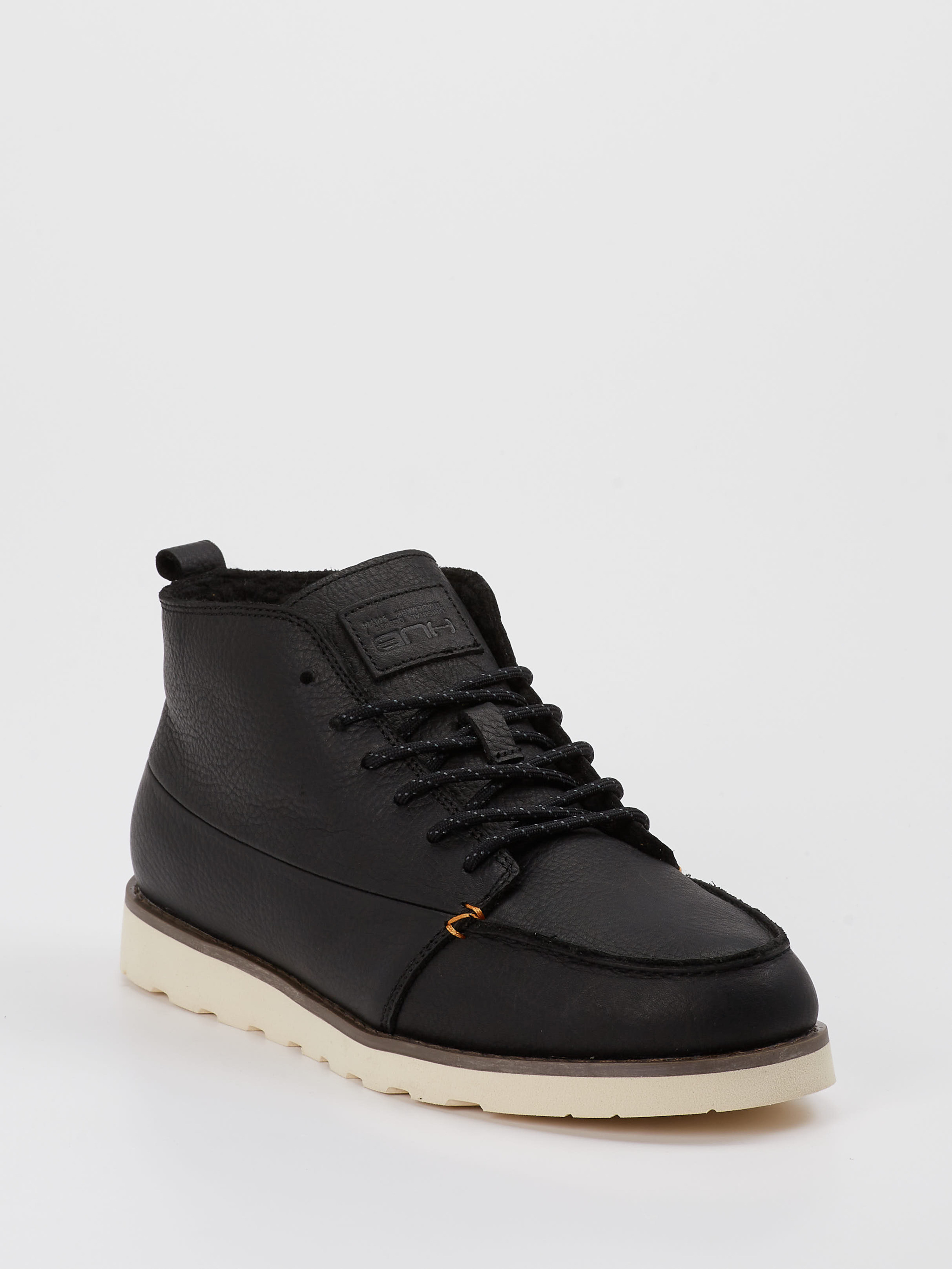 Sneaker high