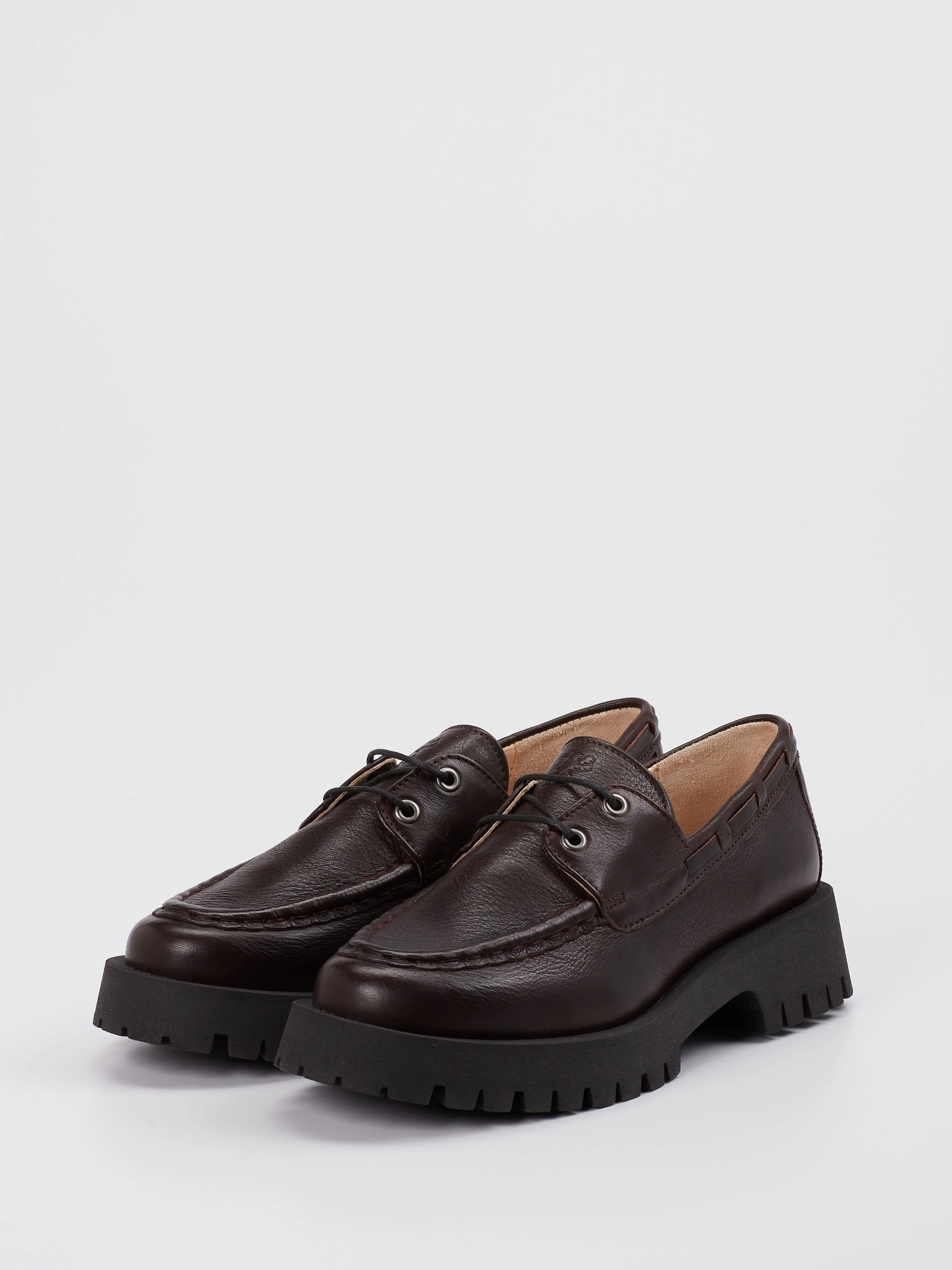Schnürschuh