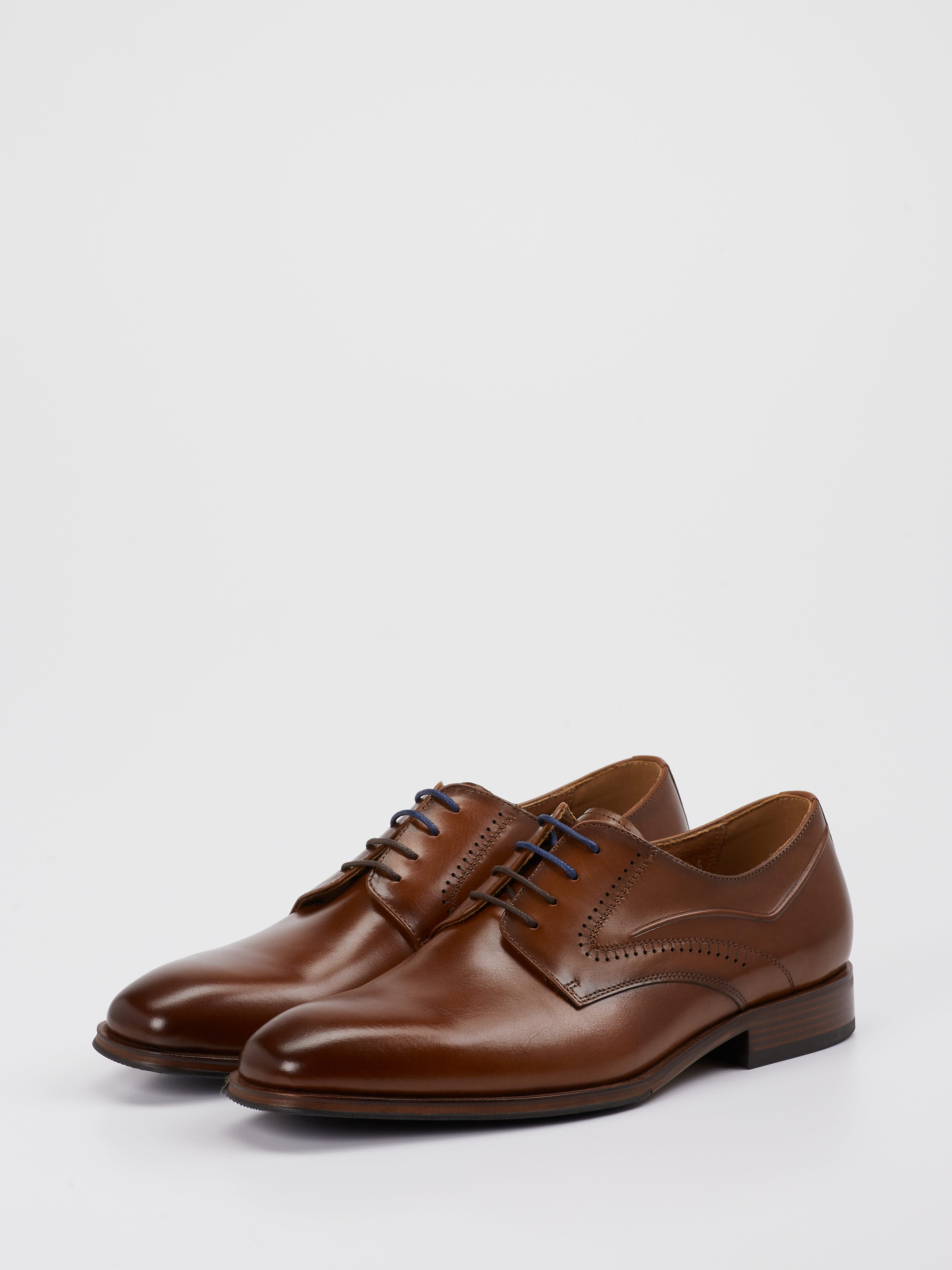 Schnürschuh