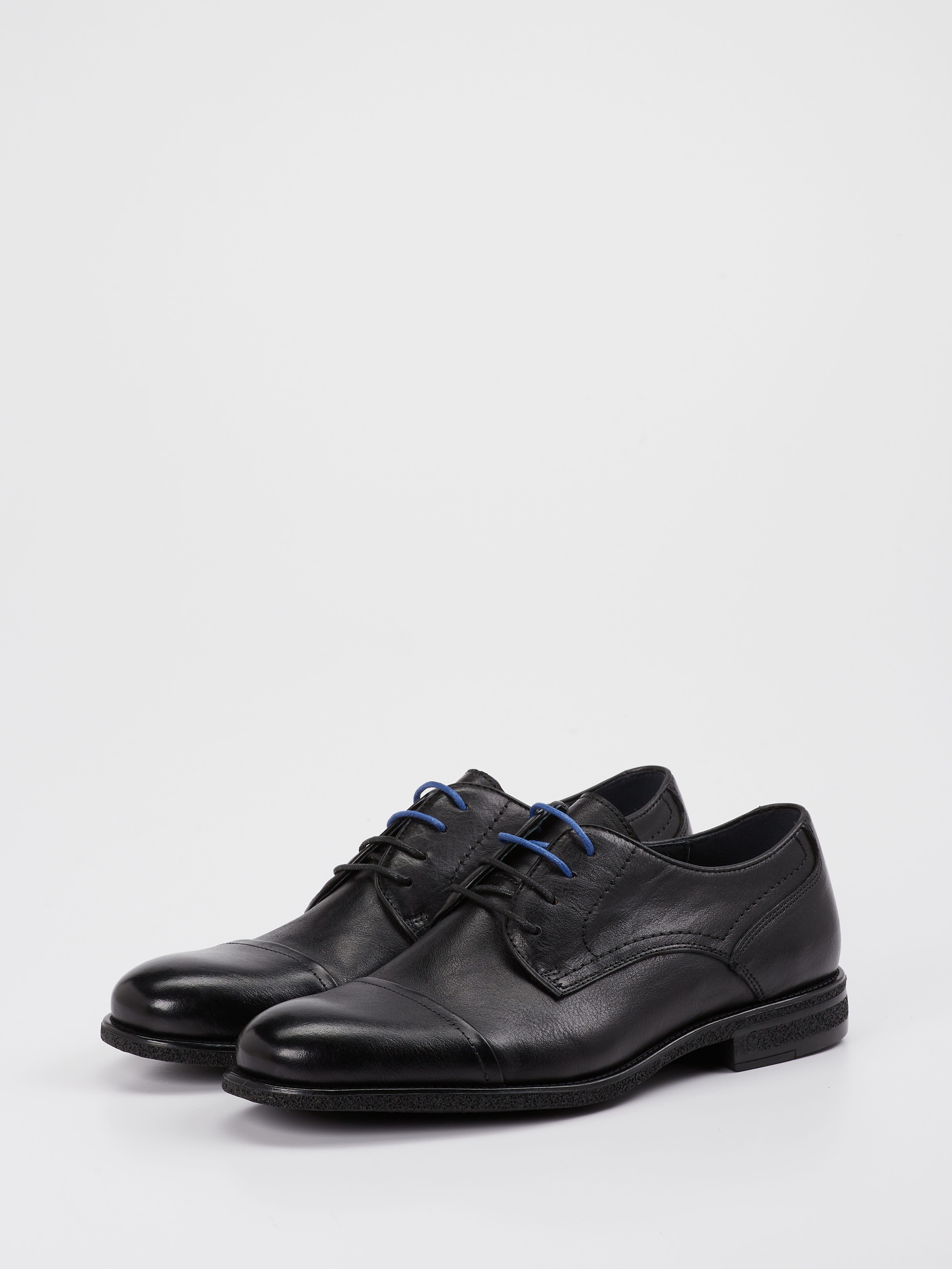 Schnürschuh