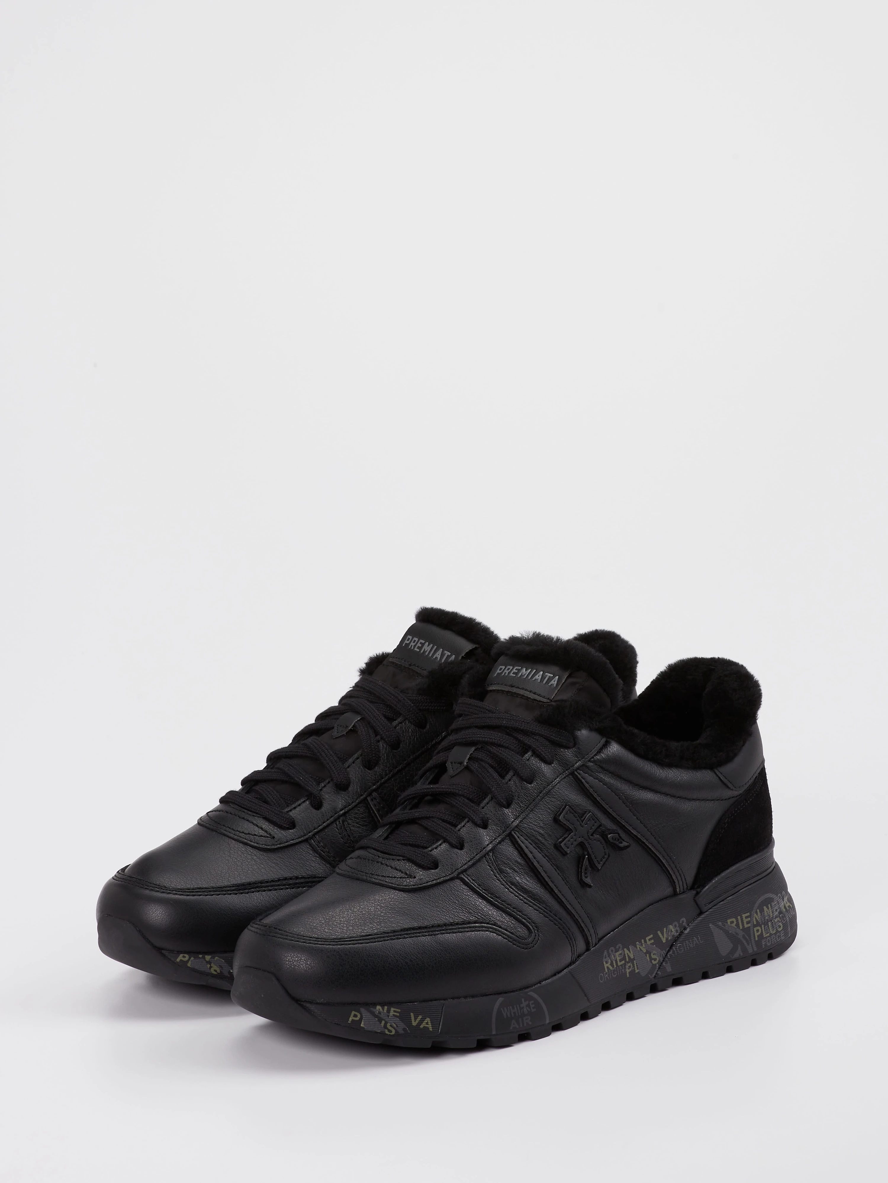 Sneaker
