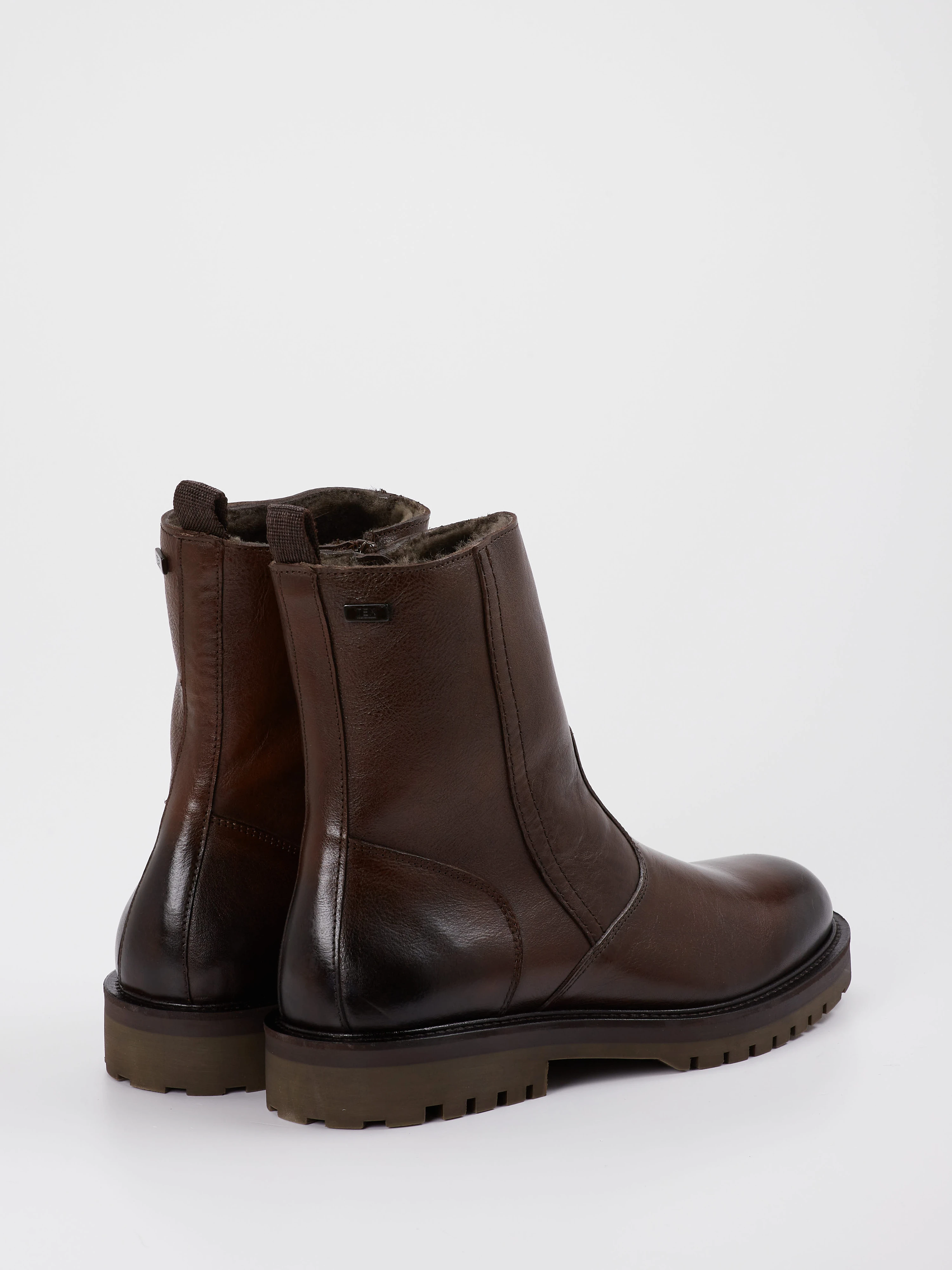 Boot braun 4810209000403