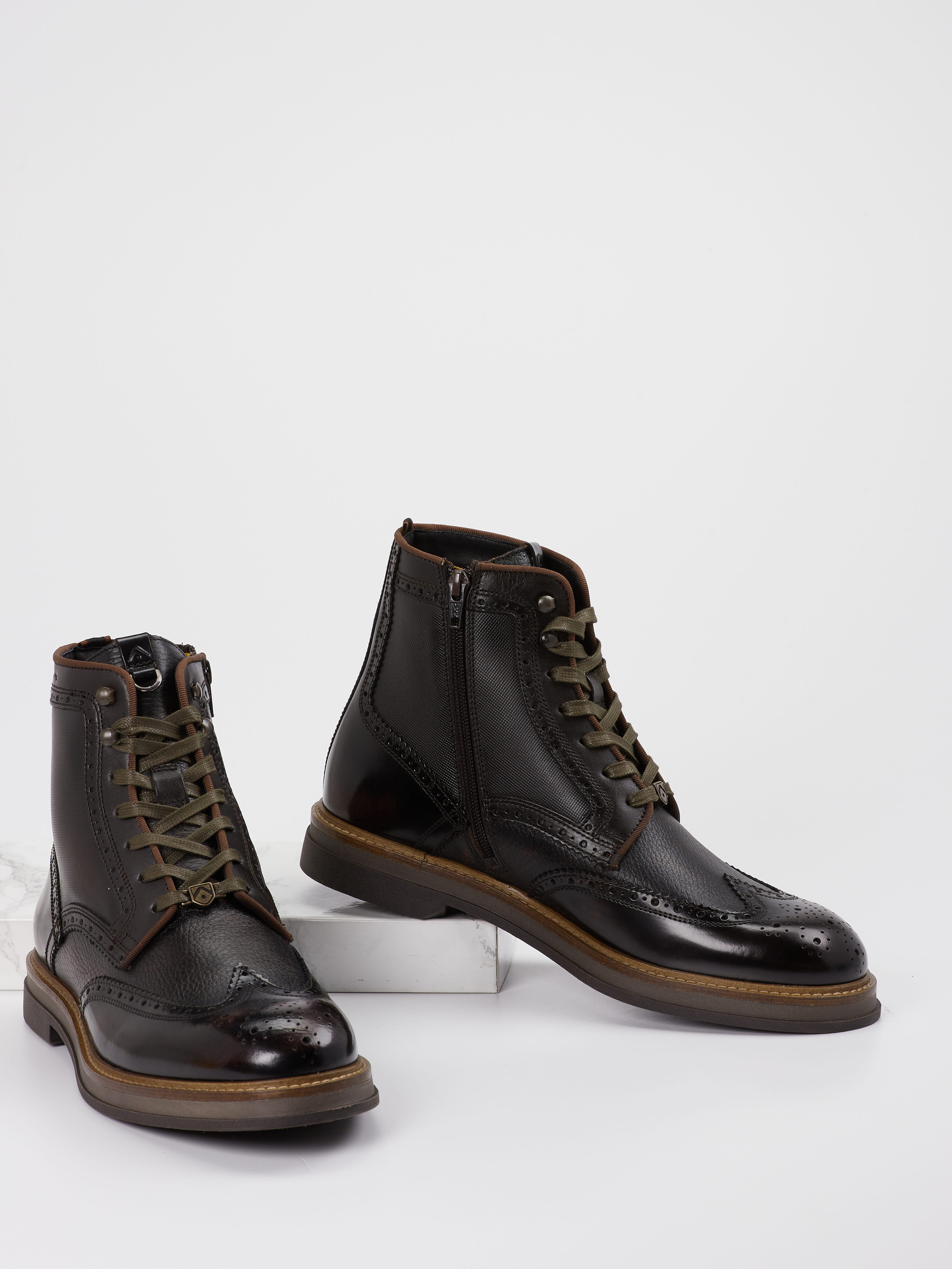 Boot braun 4701209083604