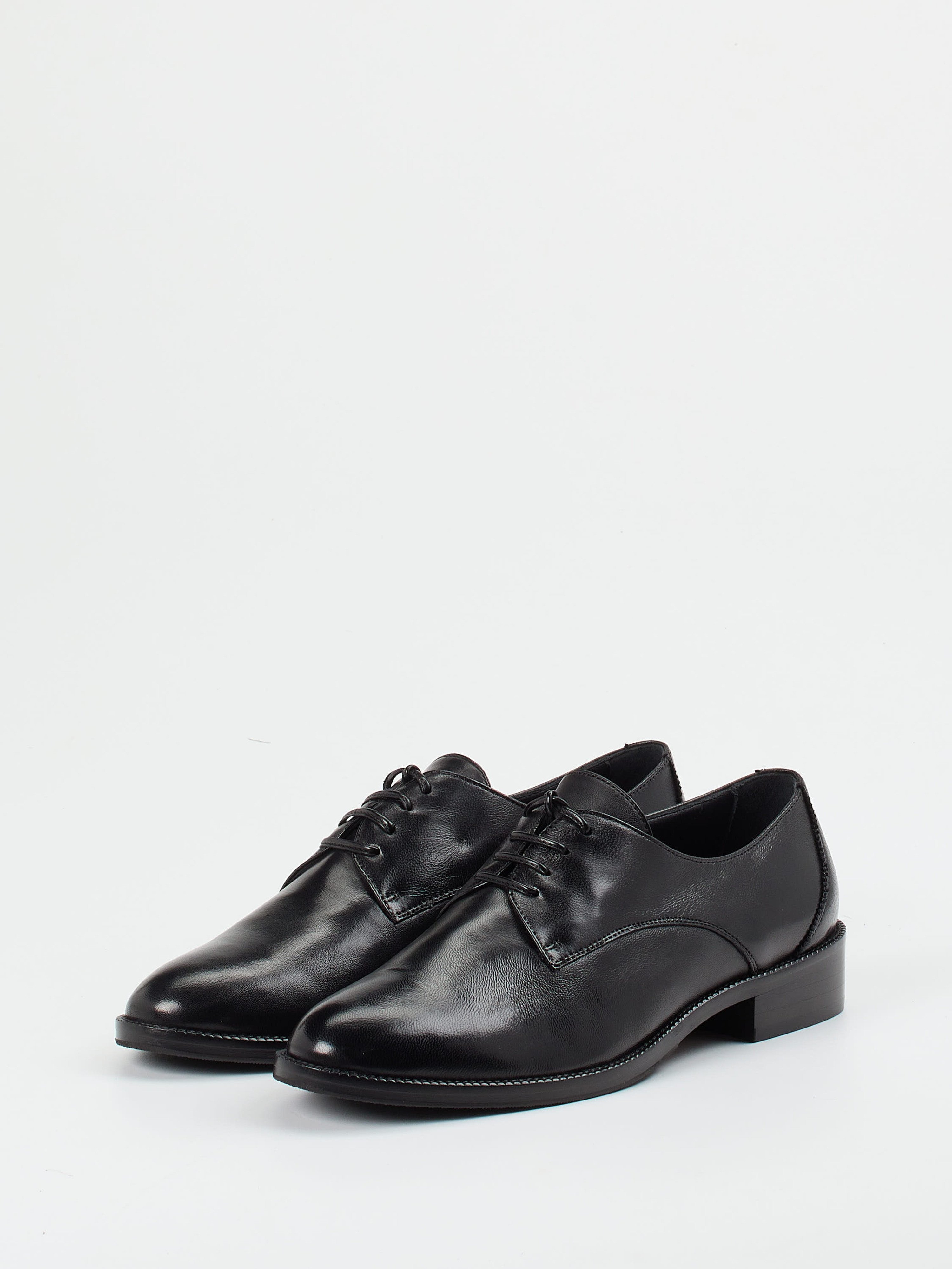 Schnürschuh schwarz 1560009004402