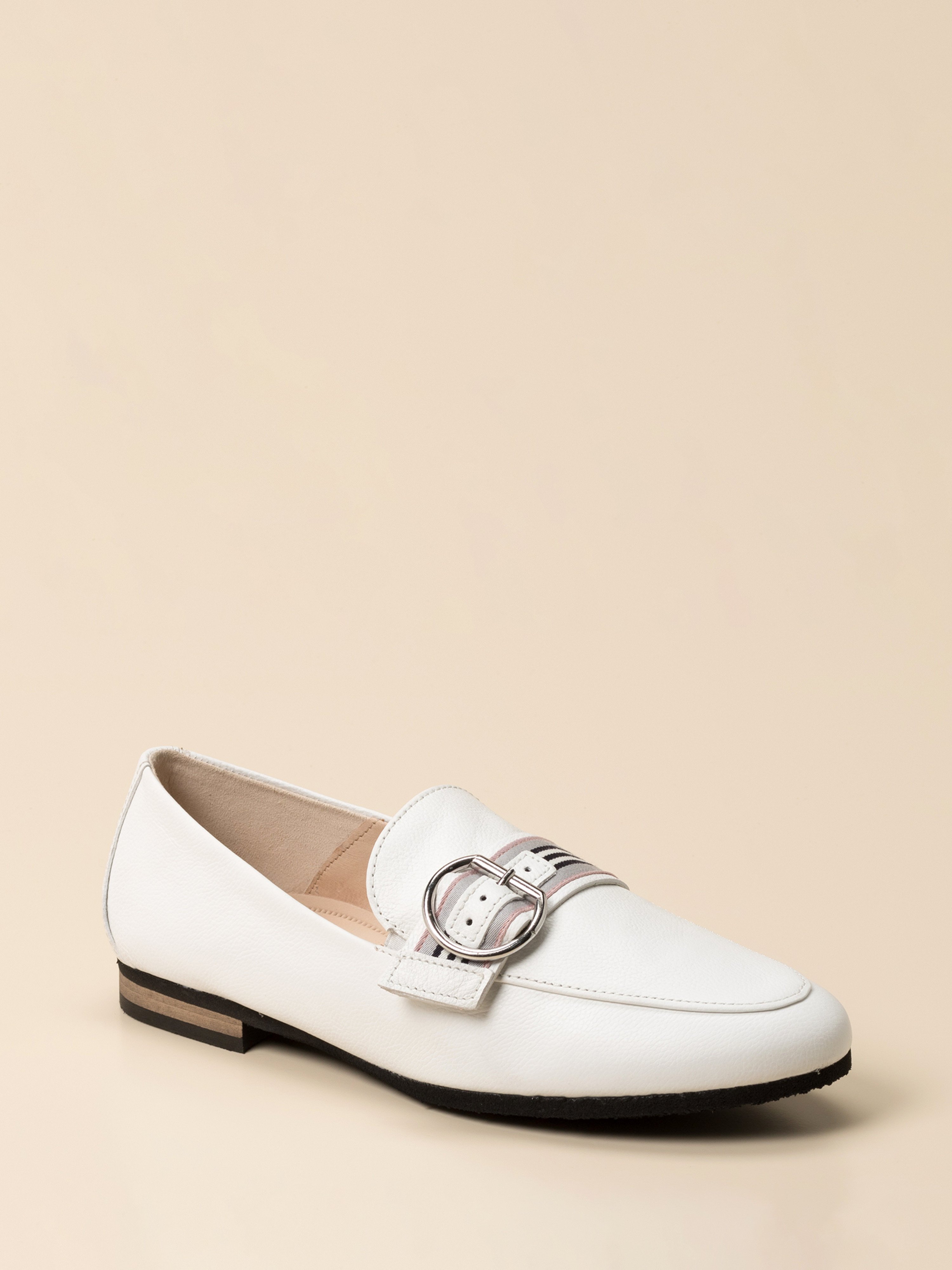 Slipper weiß 2501799001706