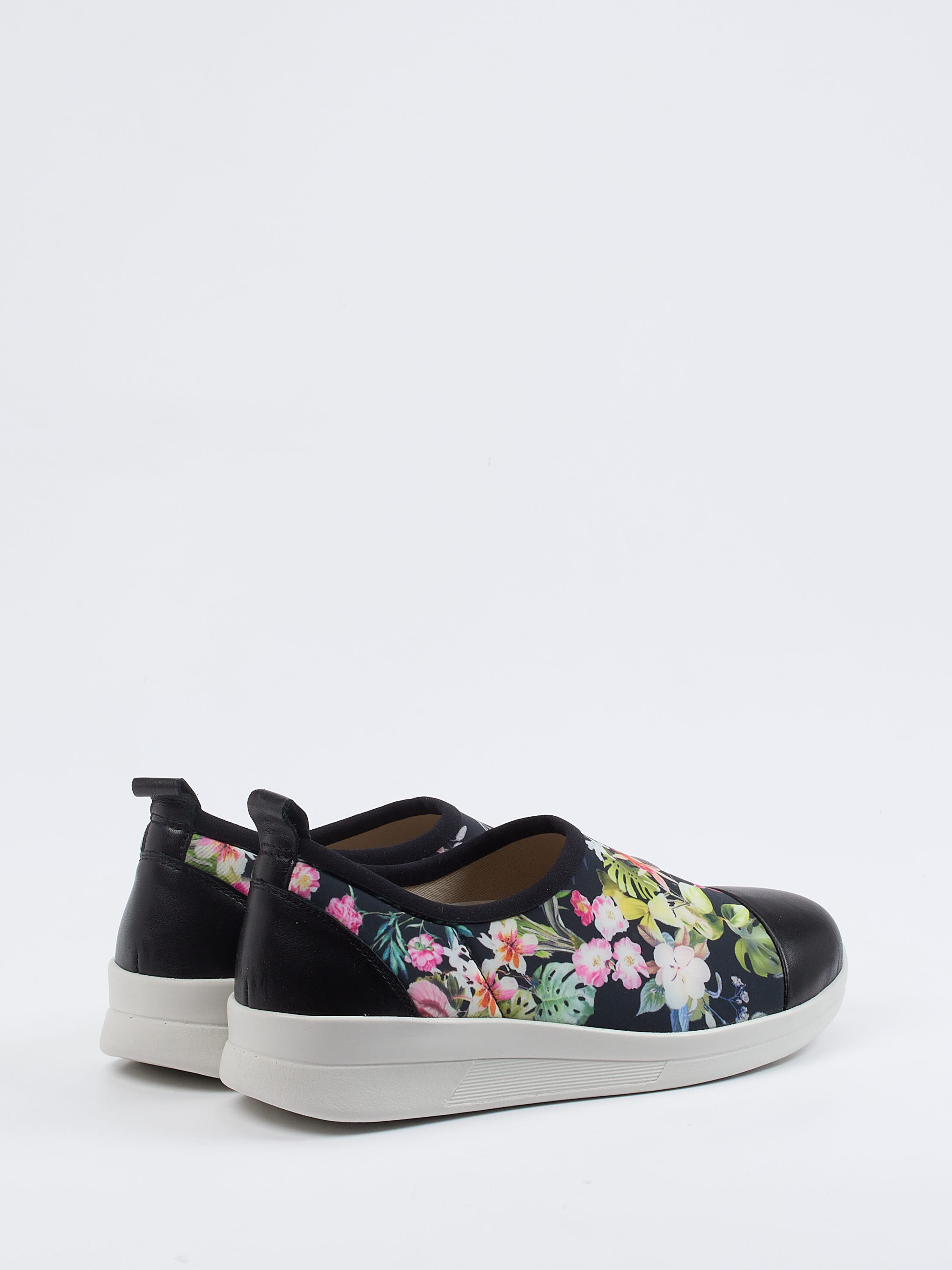 Slipper multi 2561999001003