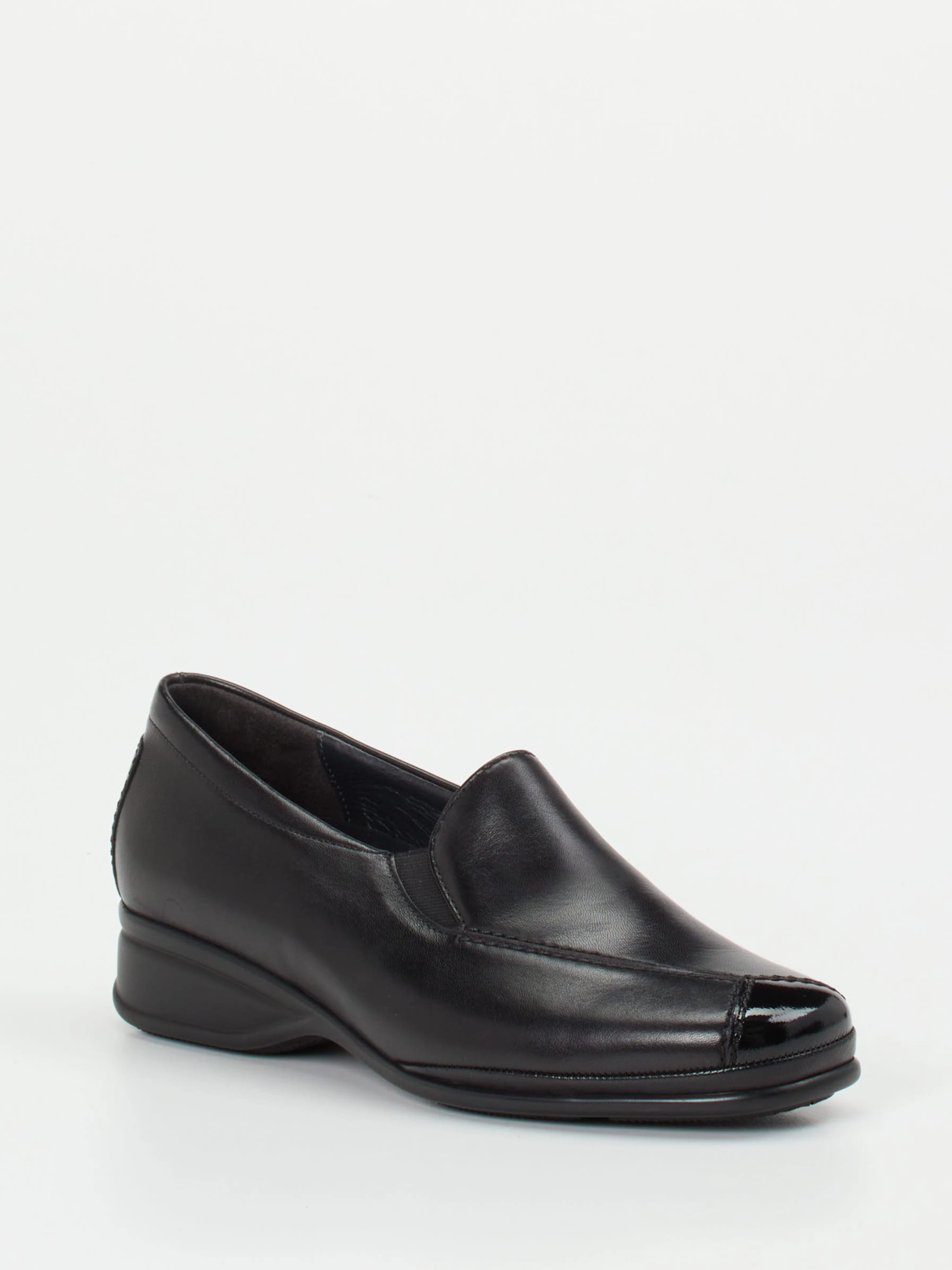 Slipper Ria