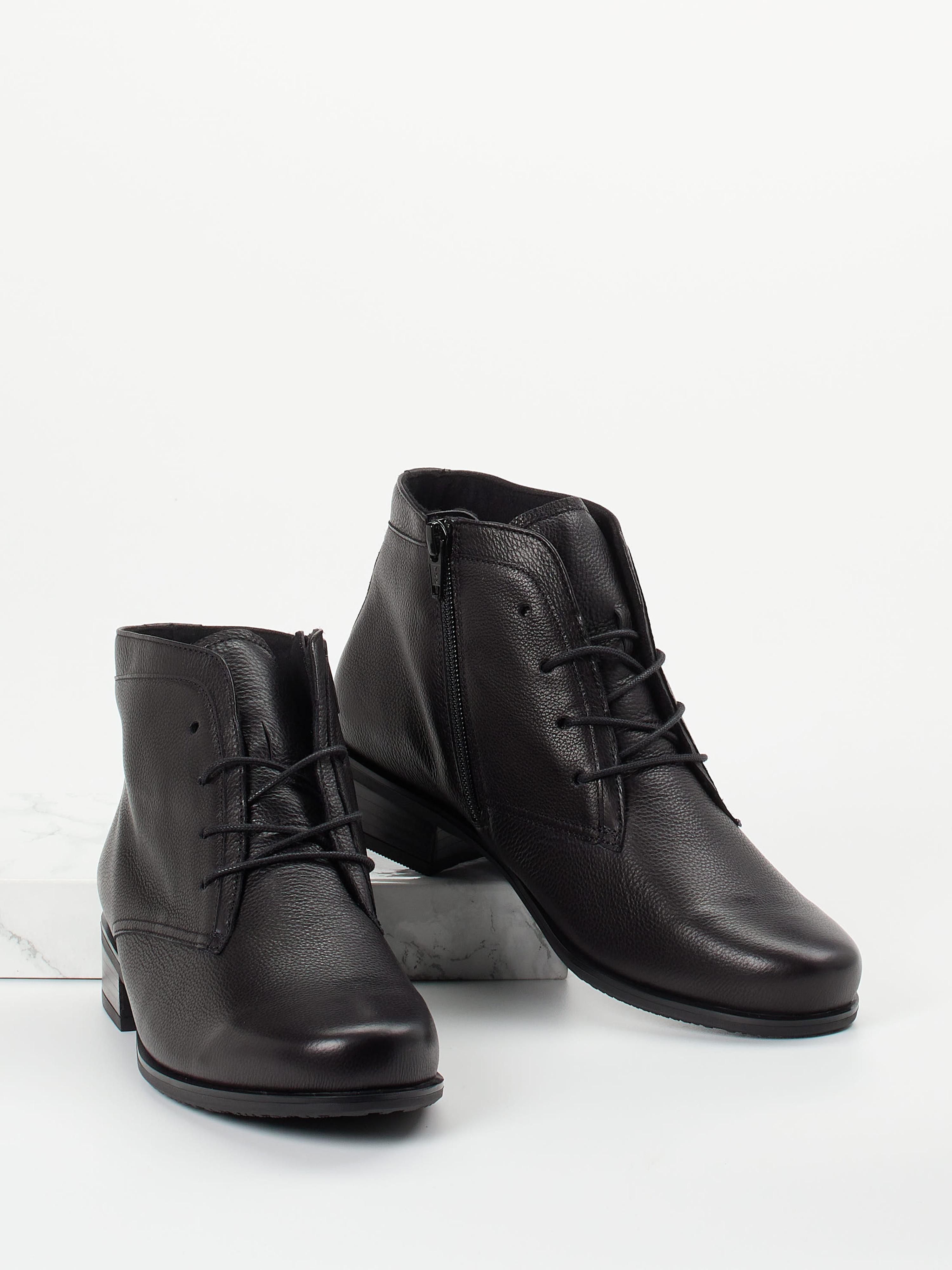 Stiefelette Amy schwarz 2751009019404