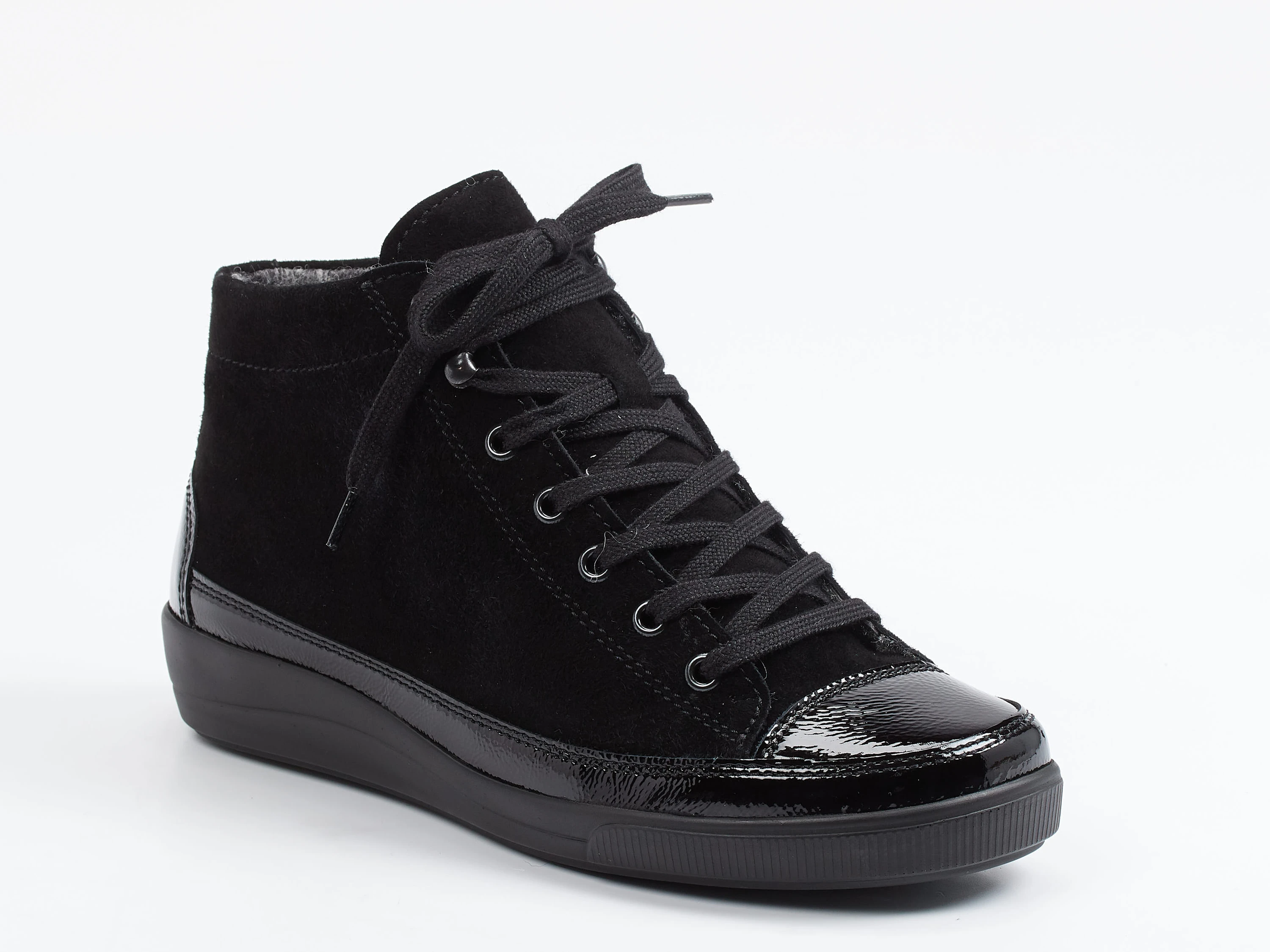 Schnürschuh