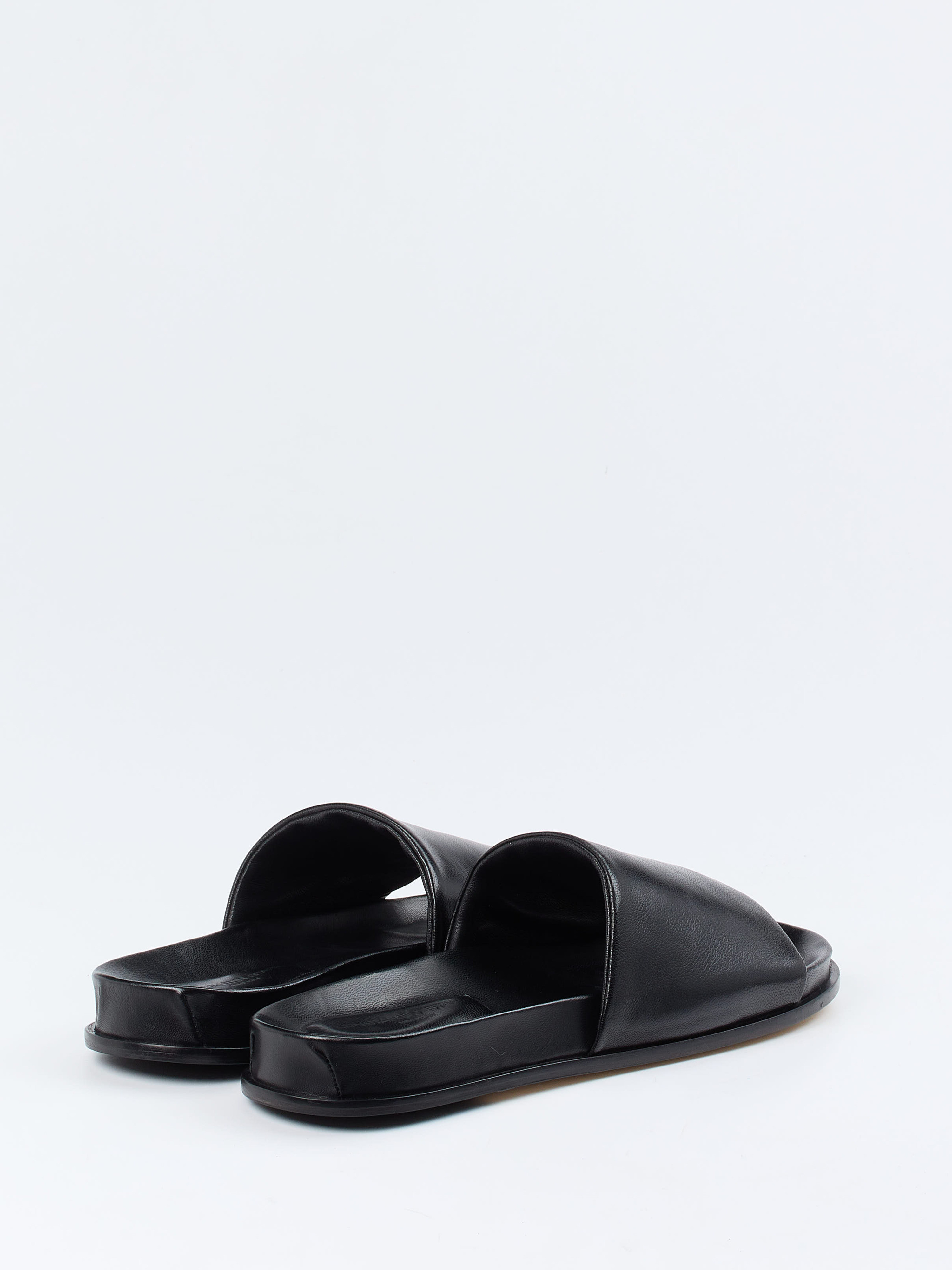 Pantolette schwarz 4100009000803