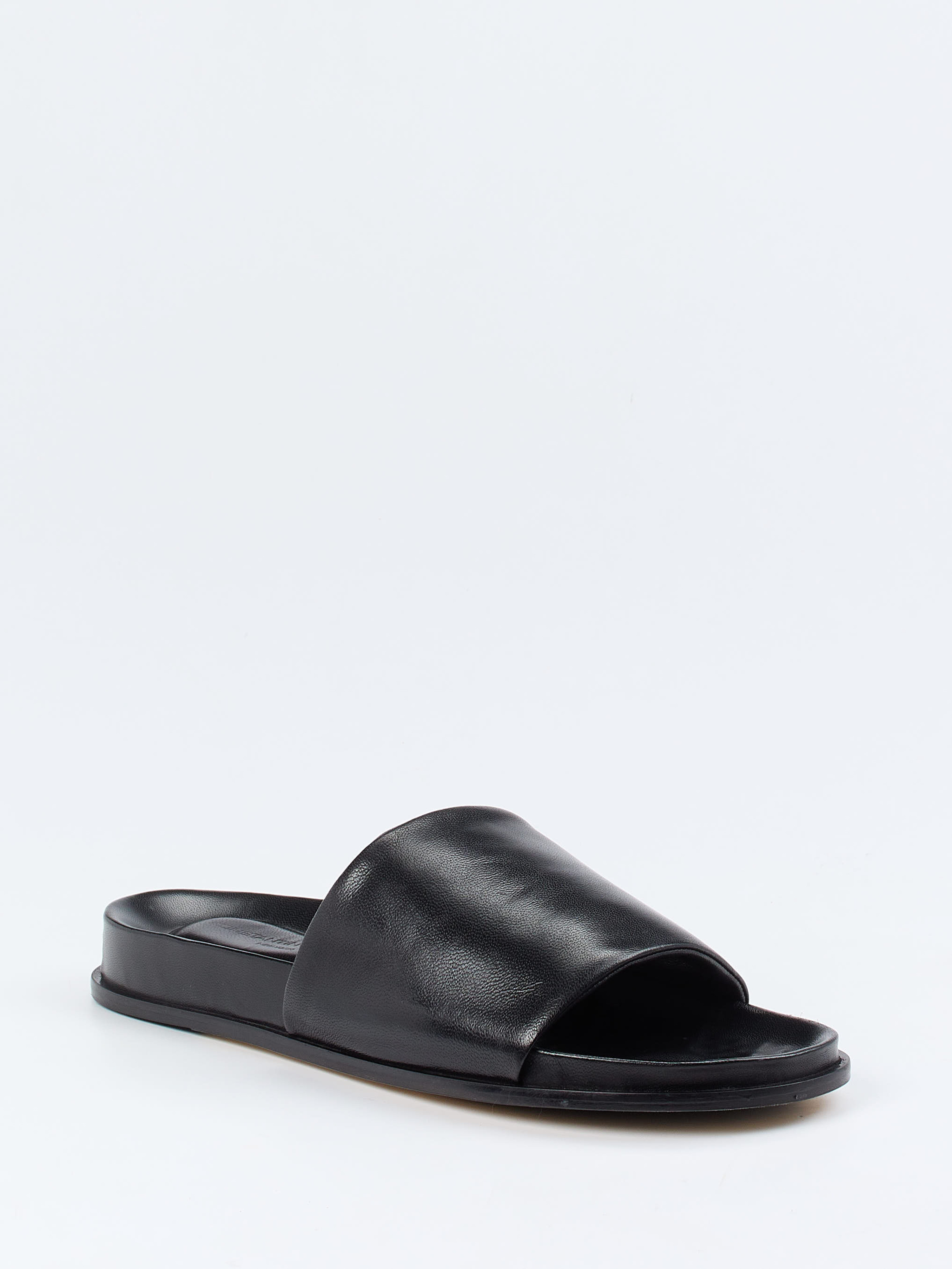 Pantolette schwarz 4100009000806
