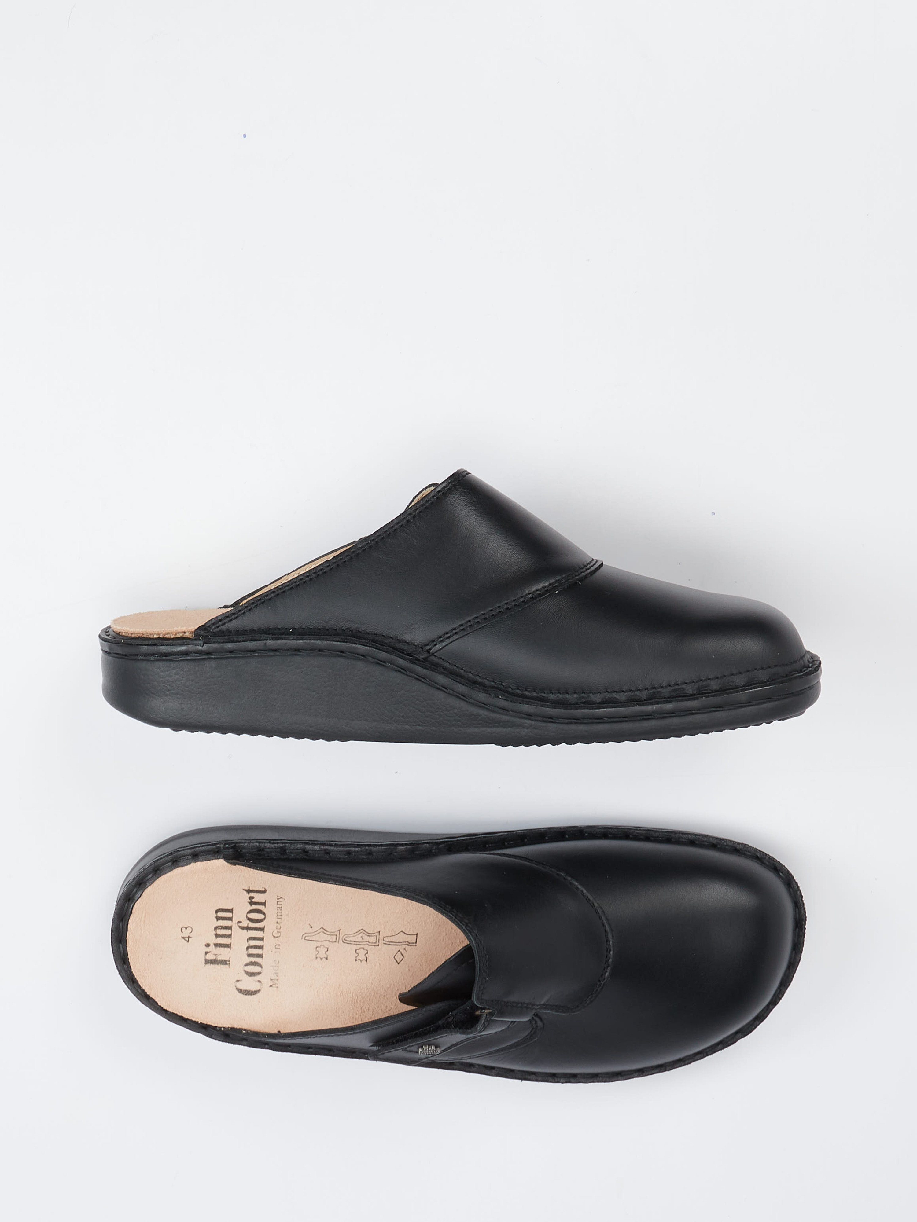 Pantolette schwarz 4111009000704