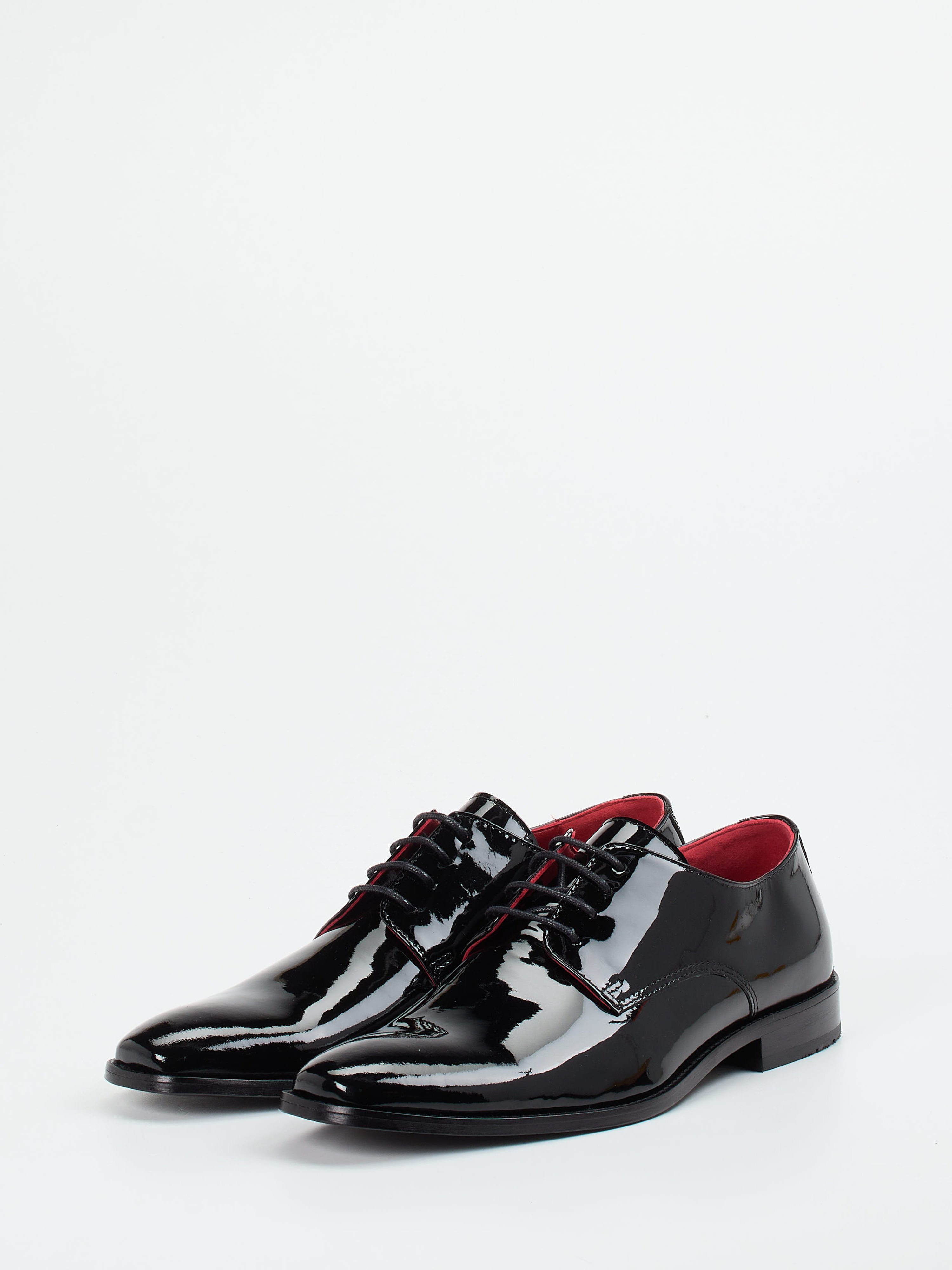 Schnürschuh