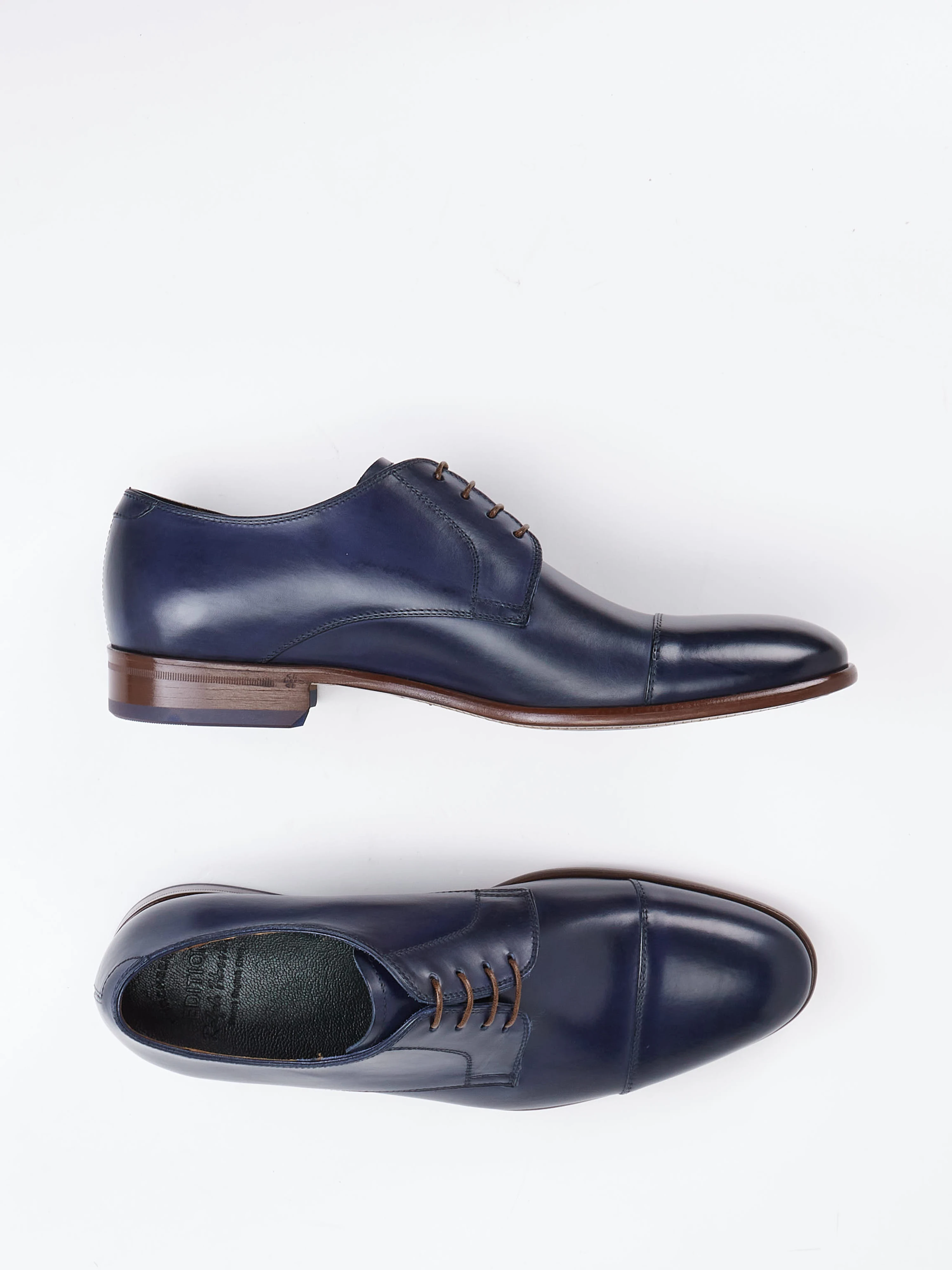 Schnürschuh blau 4601109011304