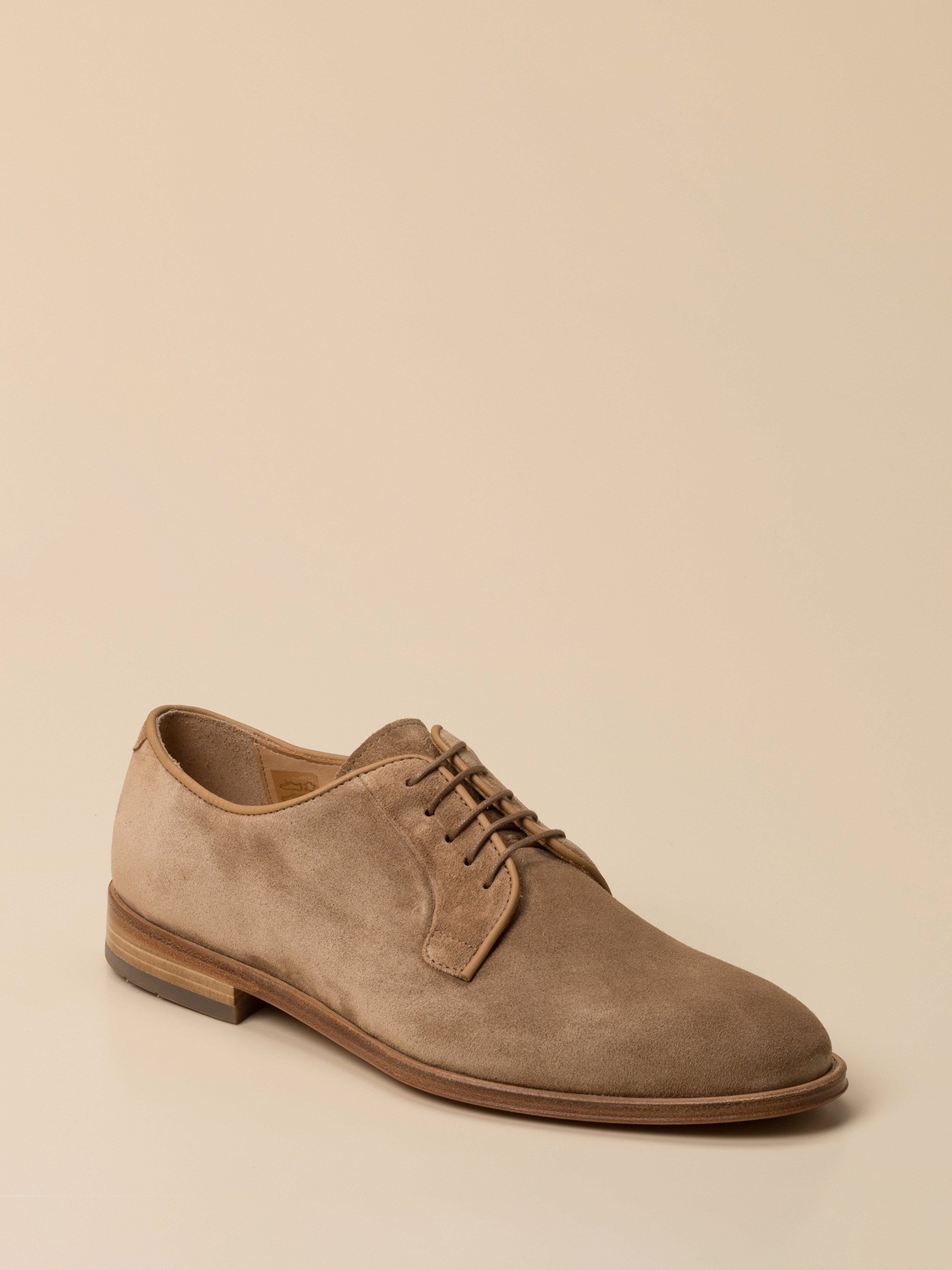 Schnürschuh beige 4601359000706