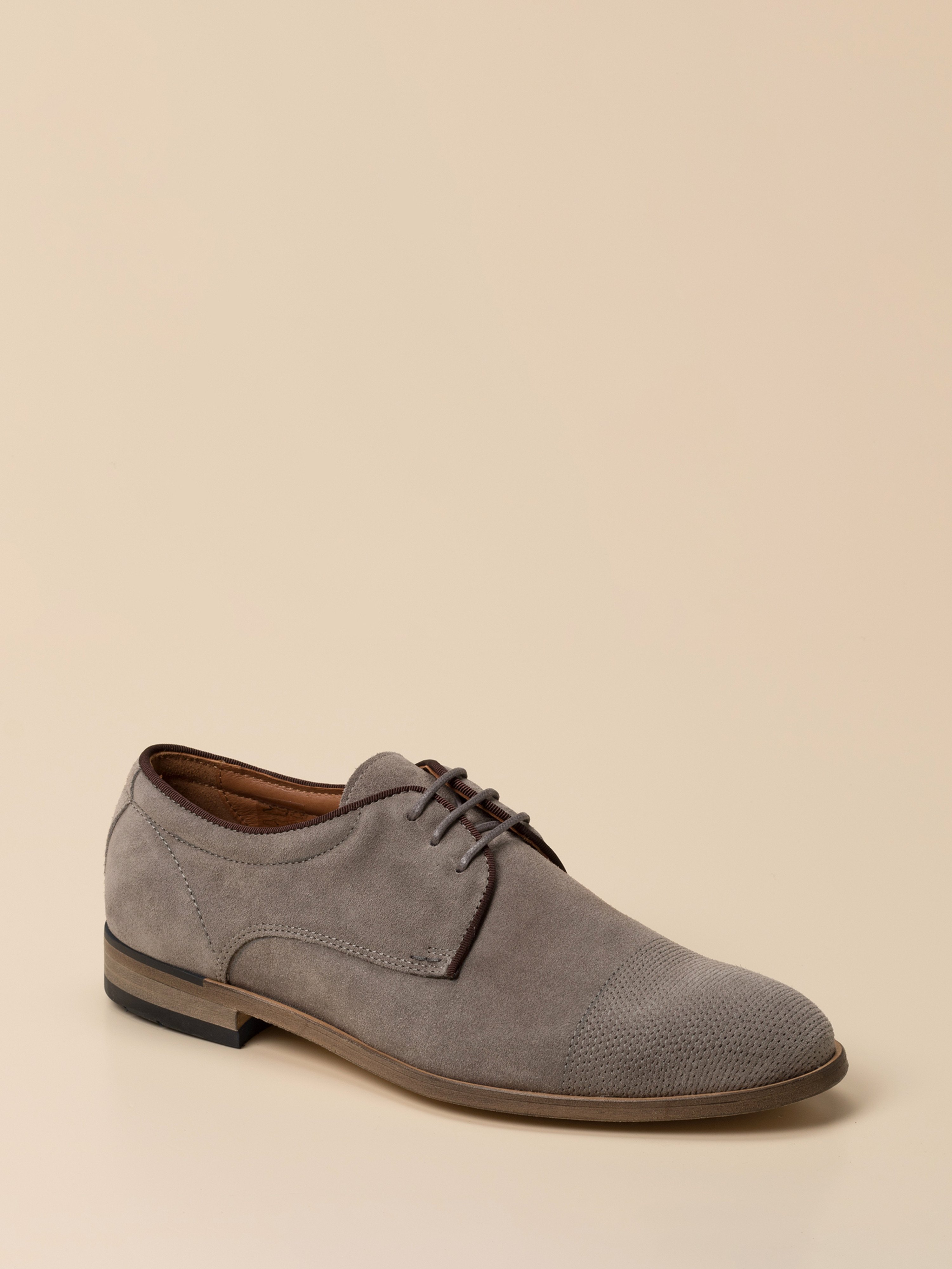 Schnürschuh grau 4601459000906