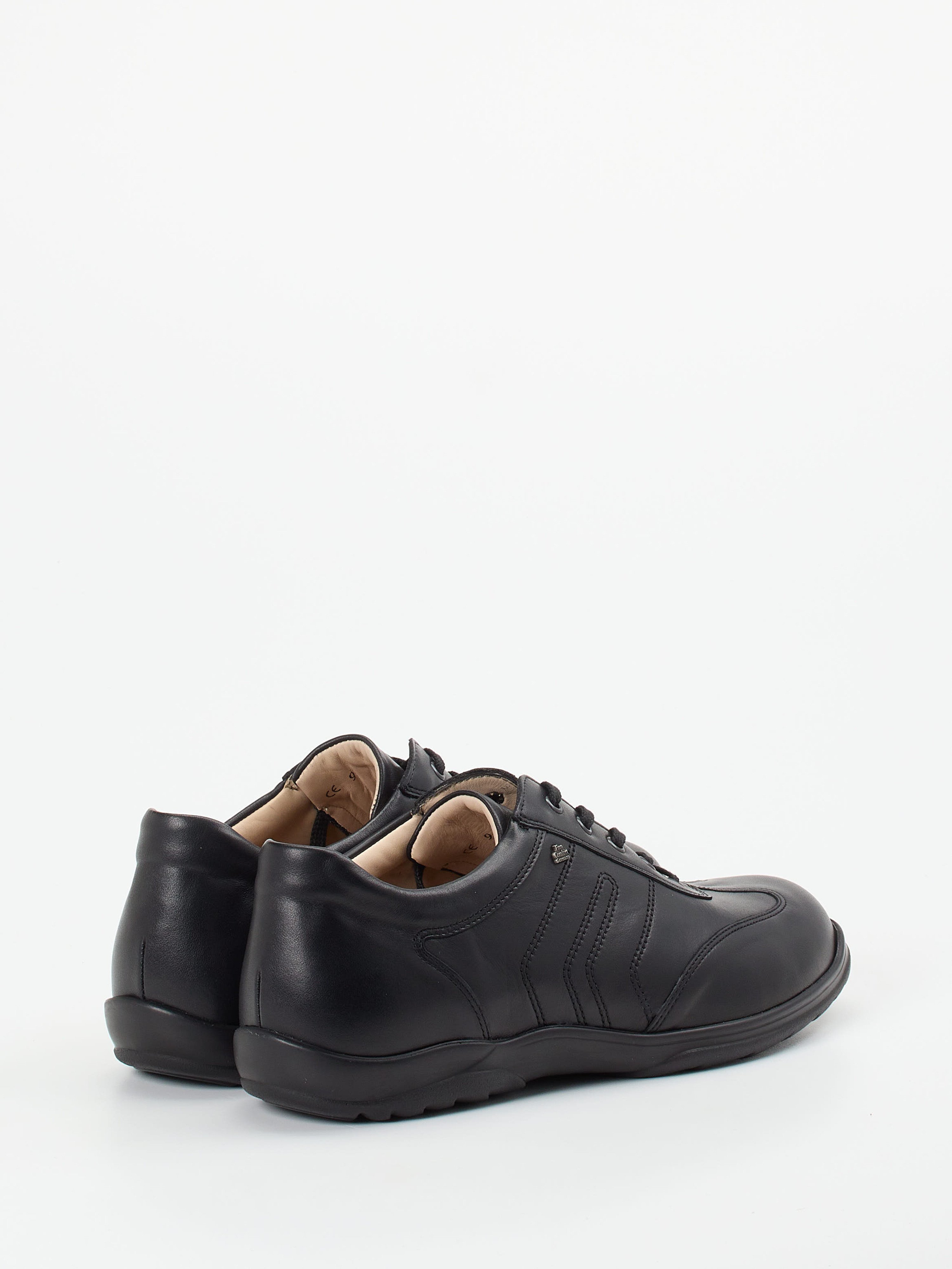 Sneaker schwarz 4610009005703
