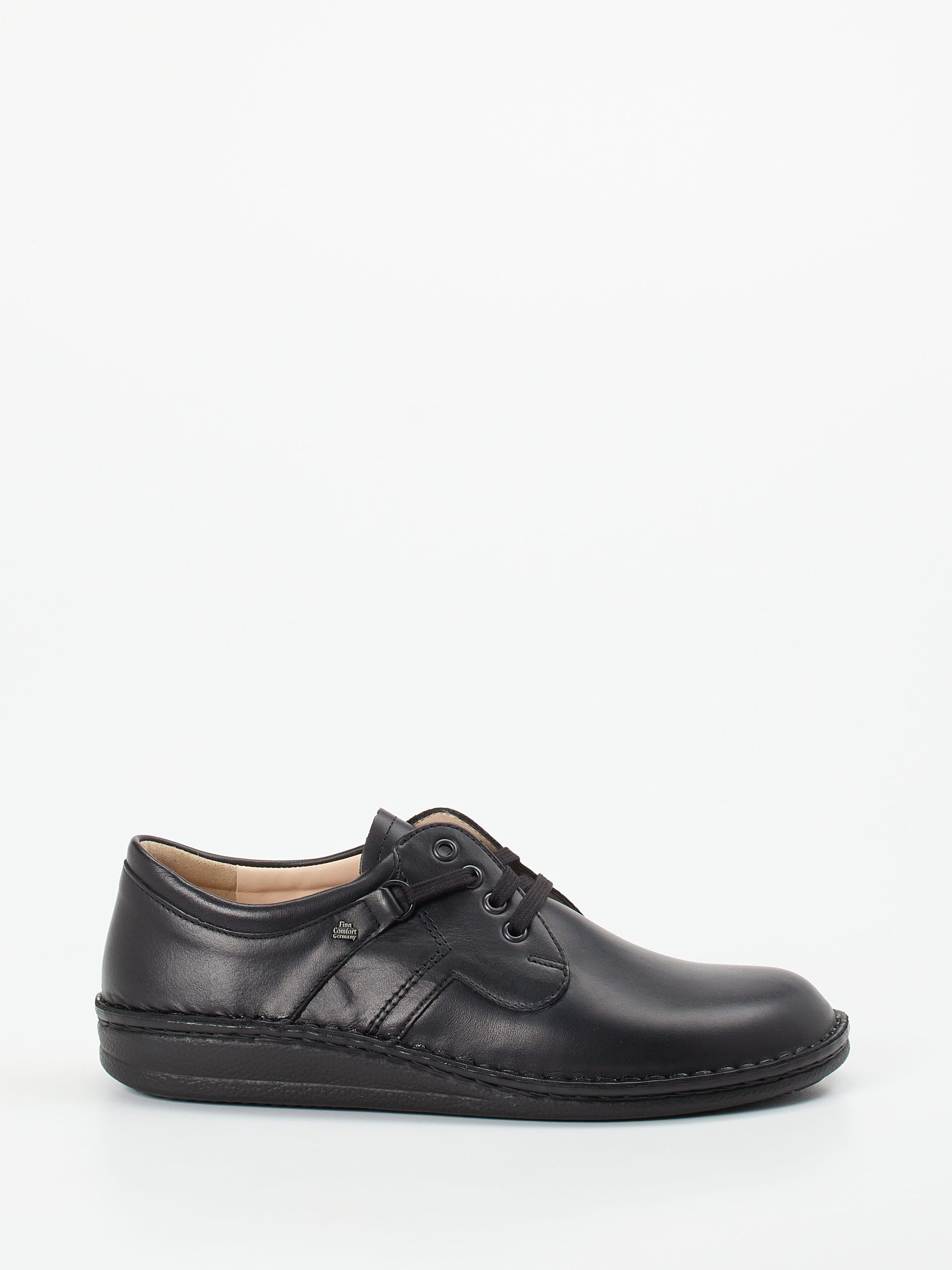 Schnürschuh schwarz 4610009045501