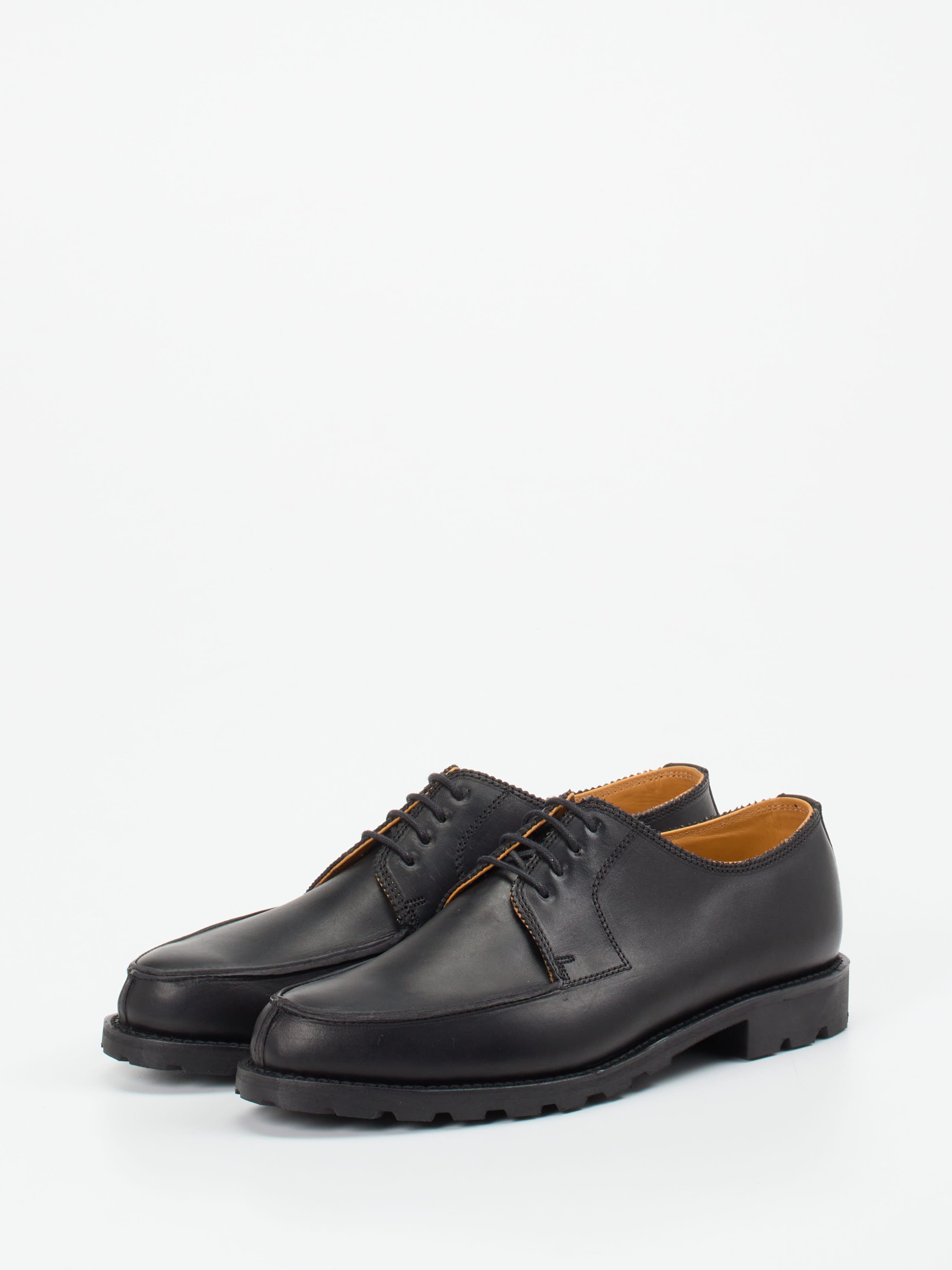 Schnürschuh schwarz 4610009055302