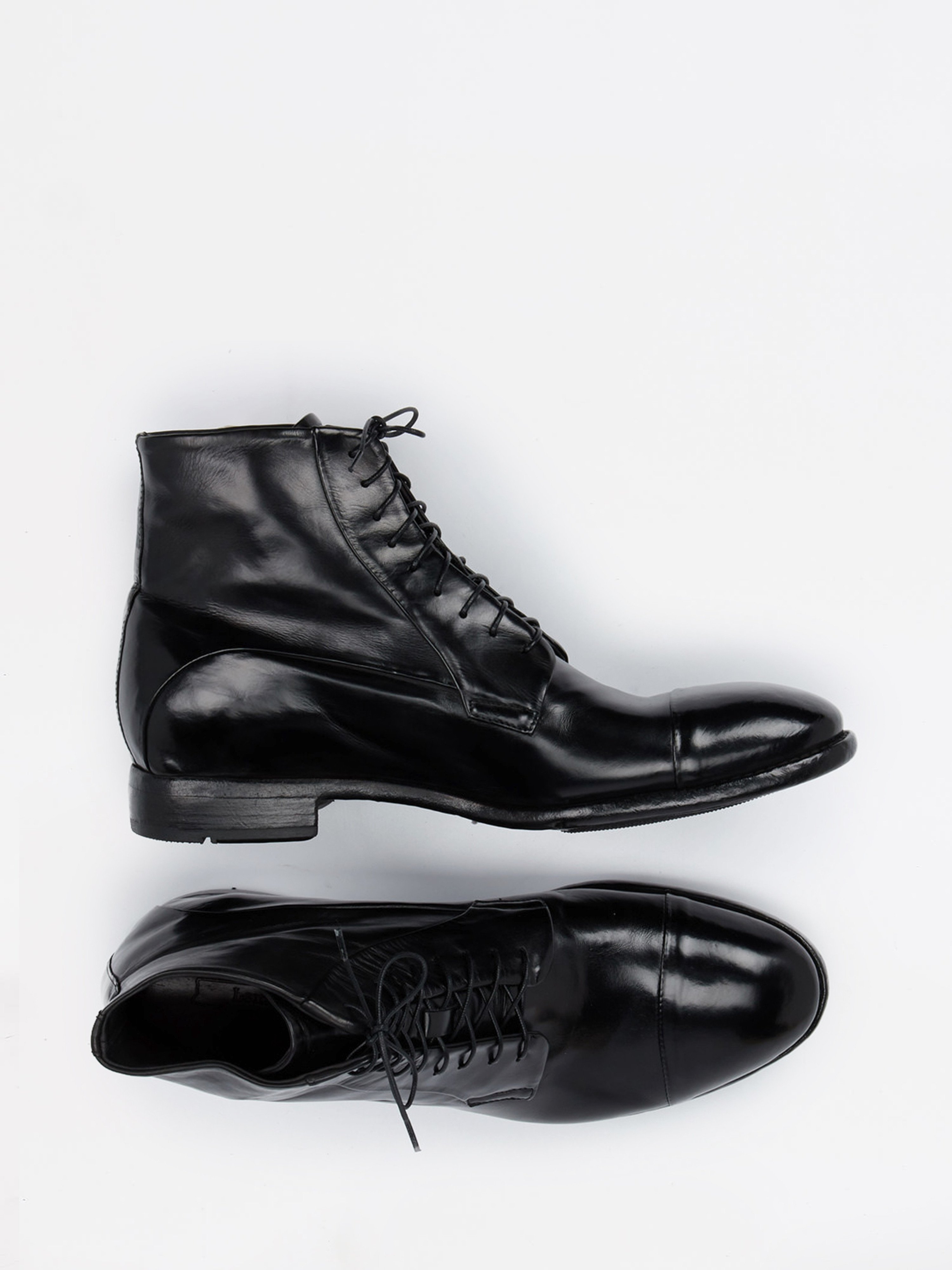 Boots schwarz 4700009000804