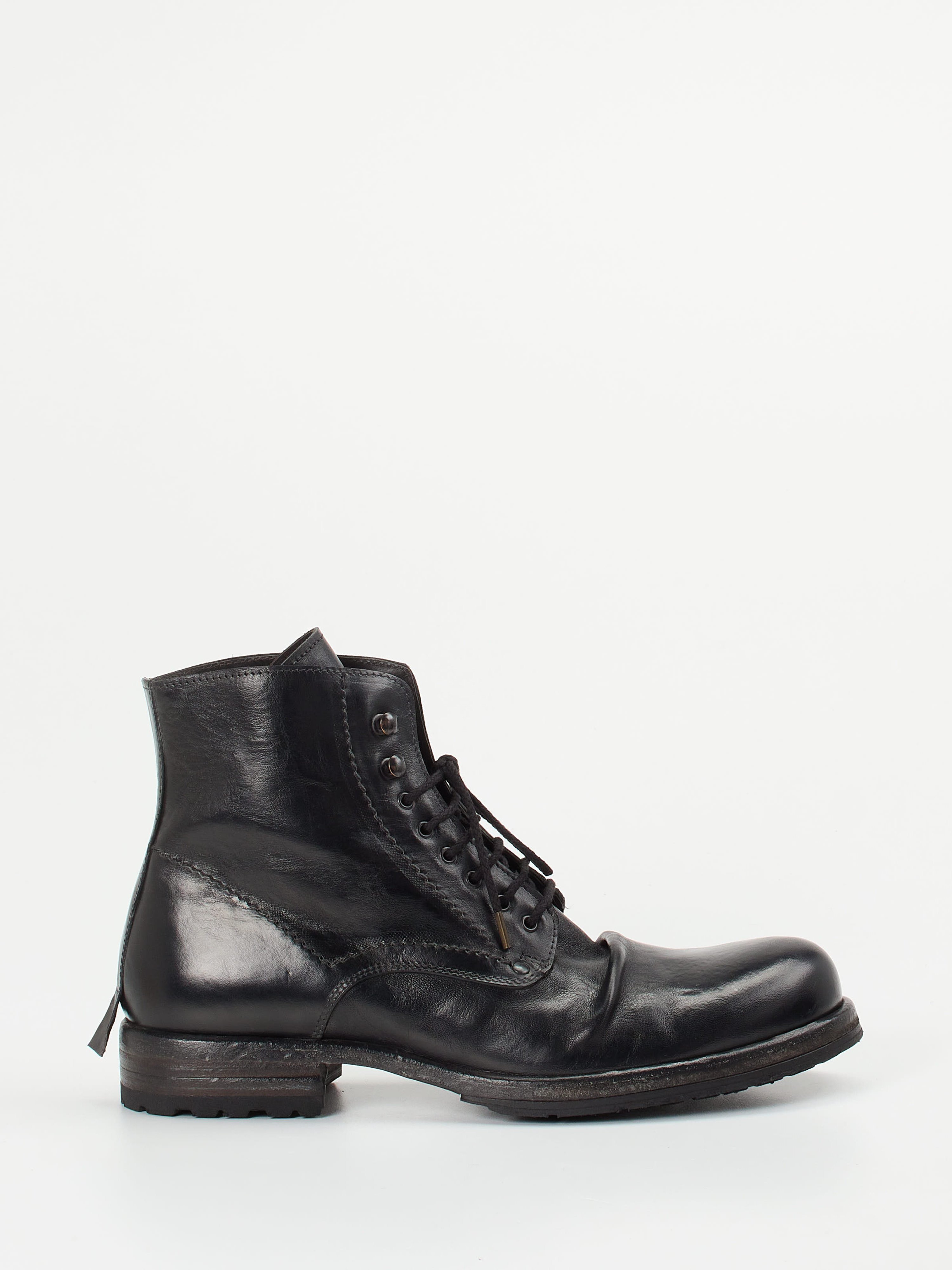 Boots schwarz 4700009000401