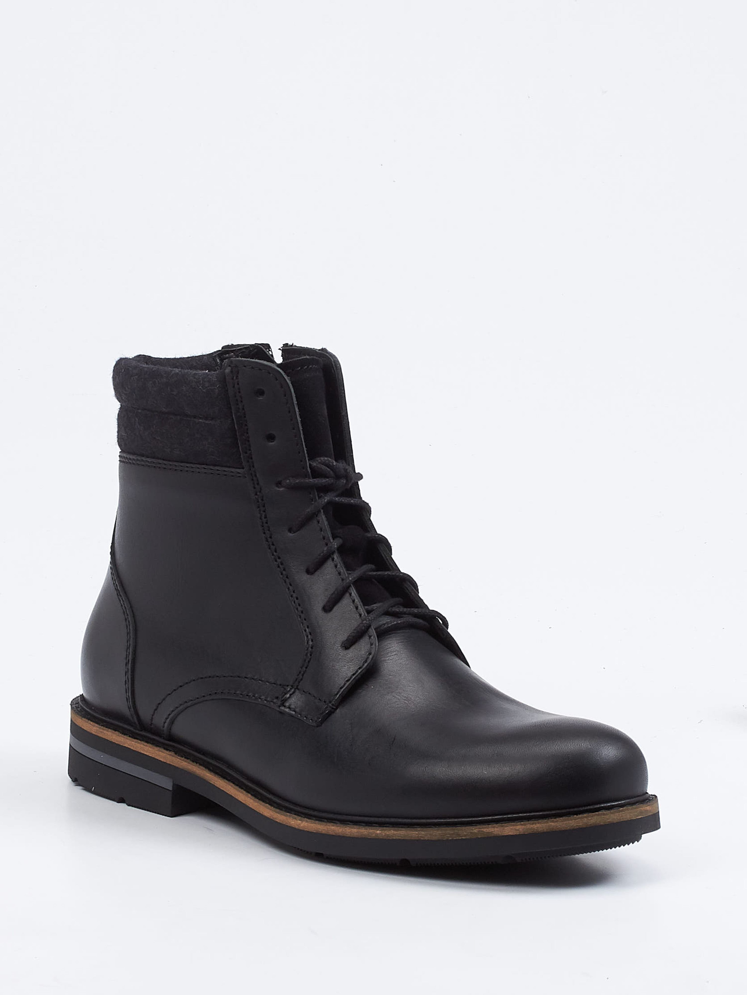 Boots schwarz 4701009063806