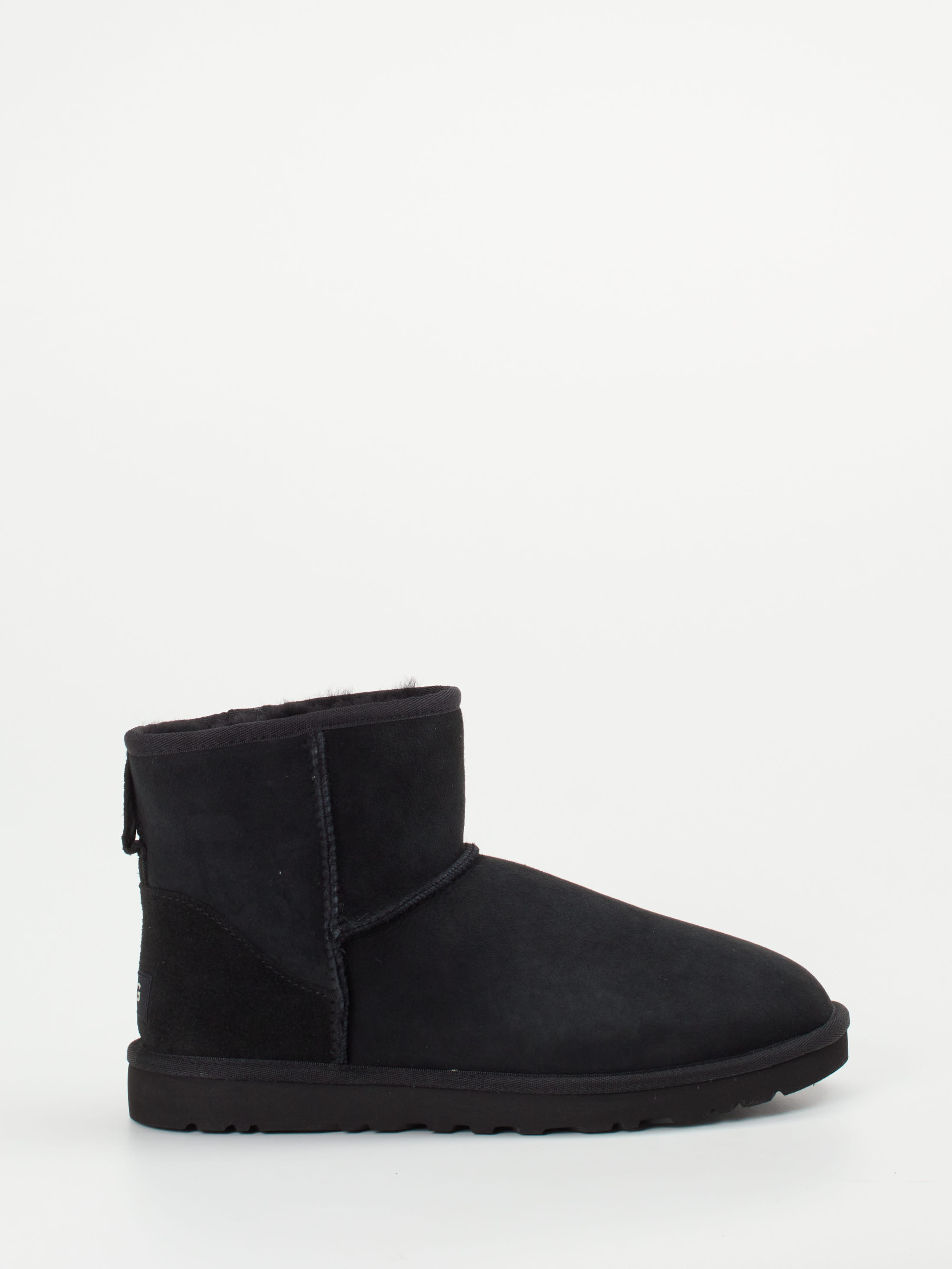 Boots Classic Mini schwarz 4821009003002