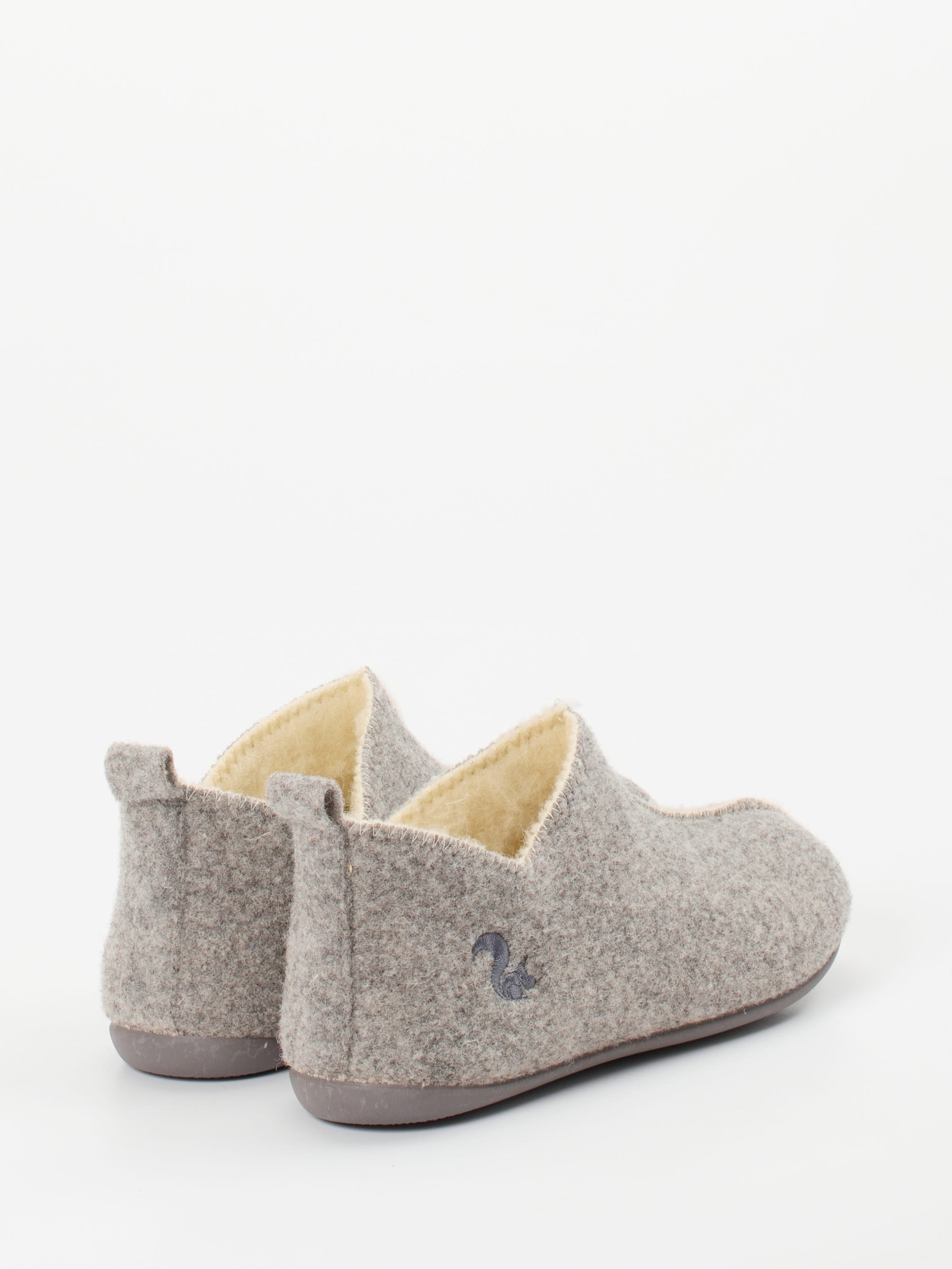 Hausschuh grau 7172459000303