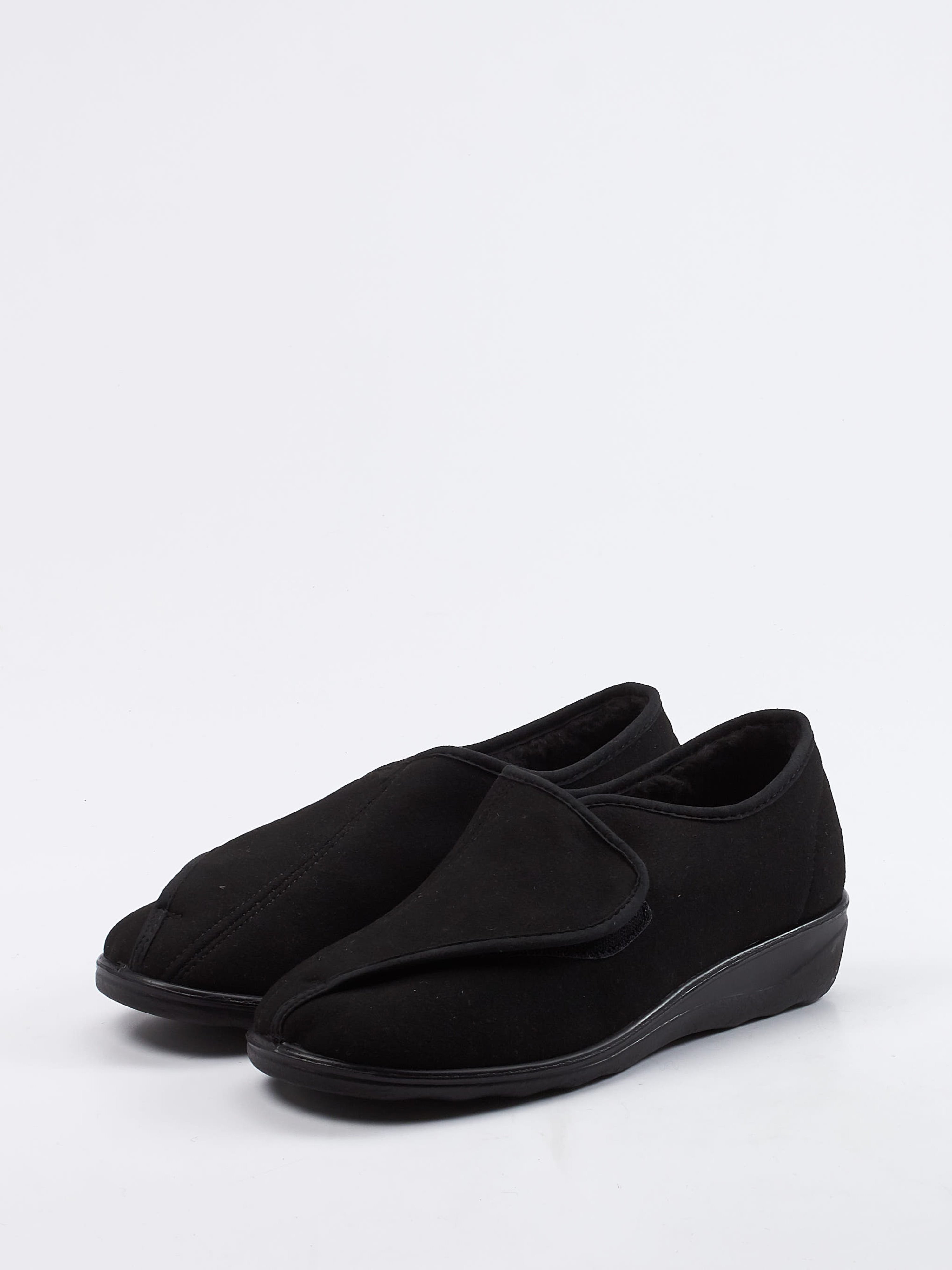 Hausschuh schwarz 7173009002202