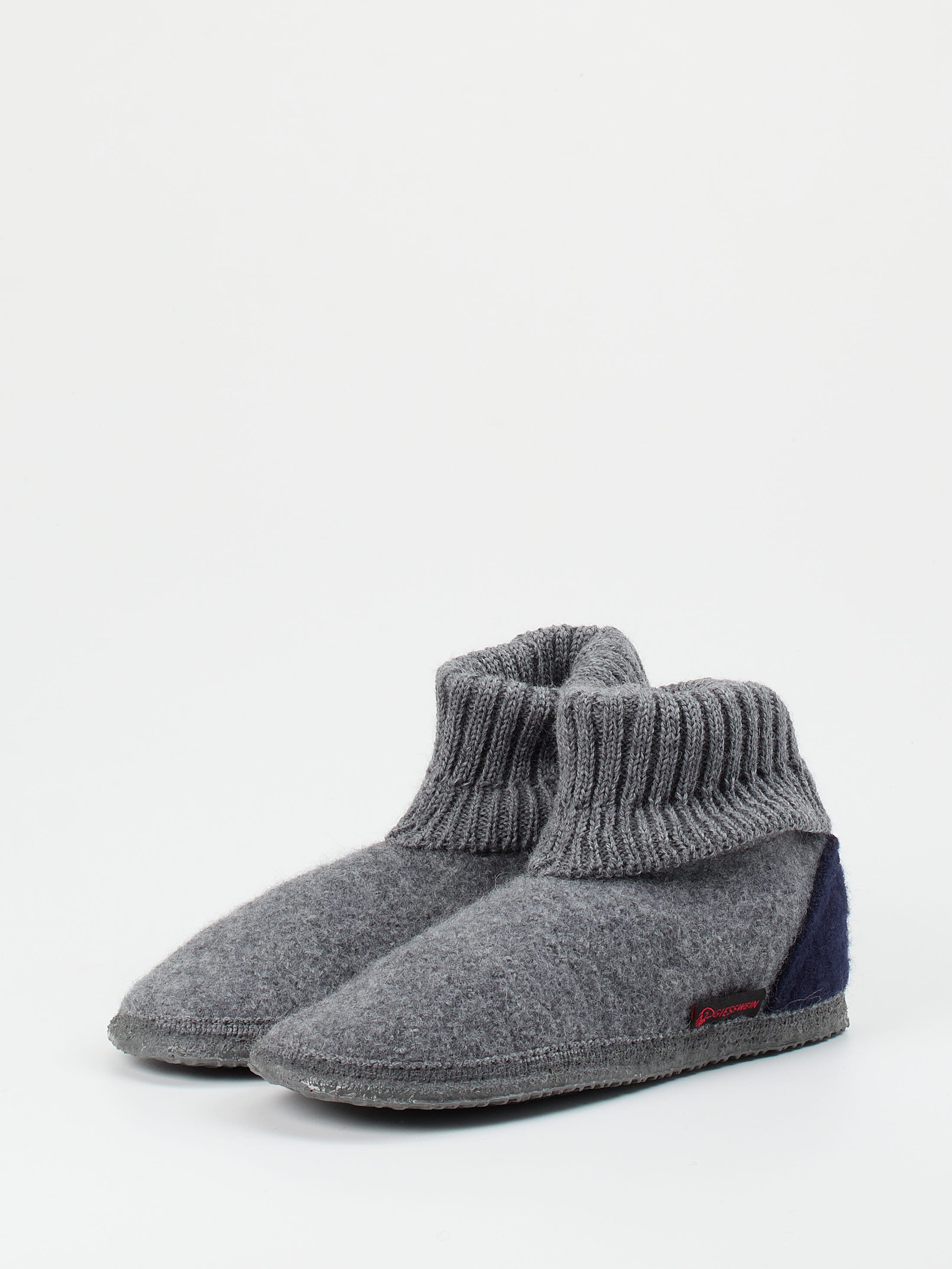 Hausschuh grau 7180401000202