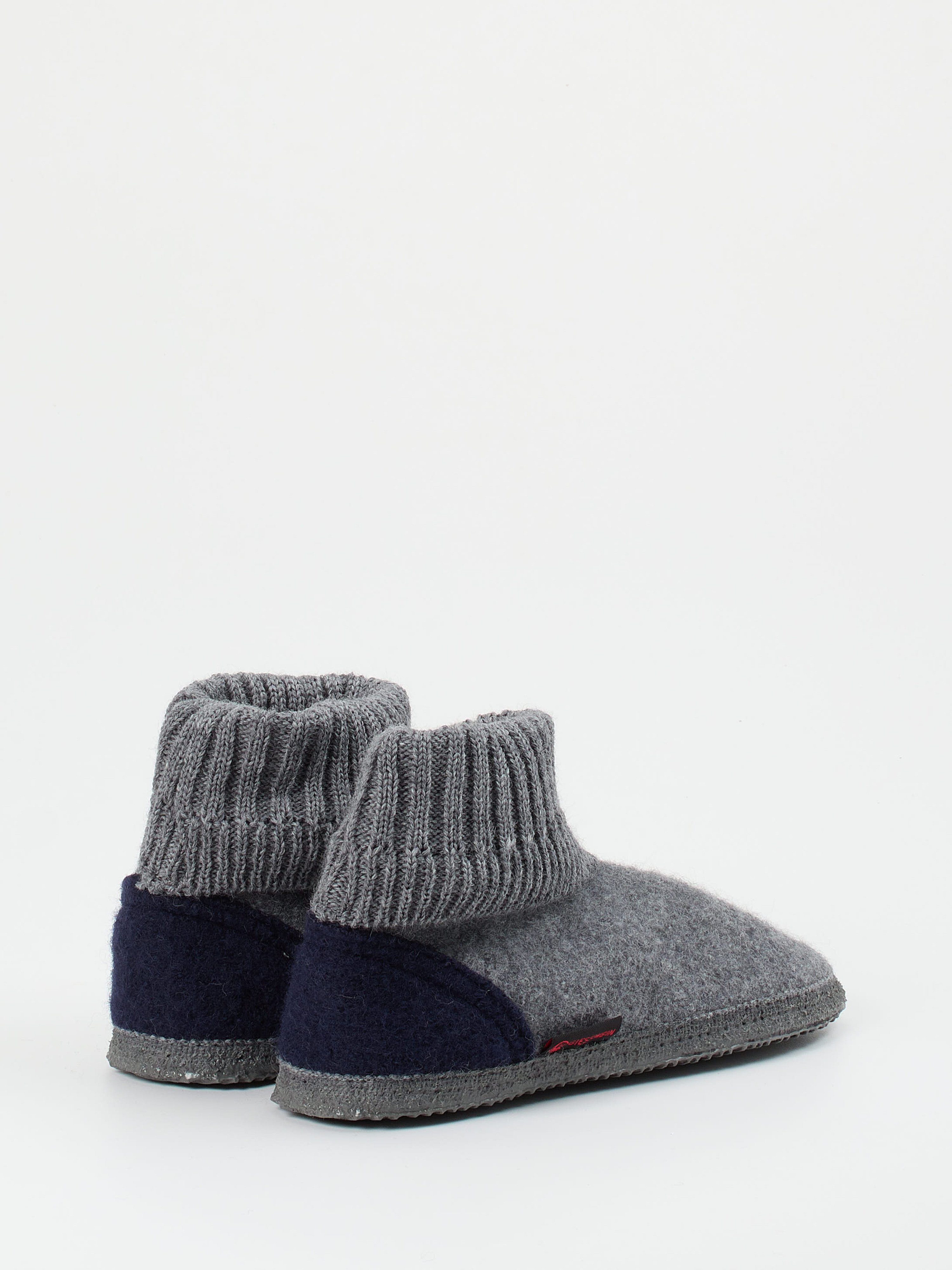 Hausschuh grau 7180401000203