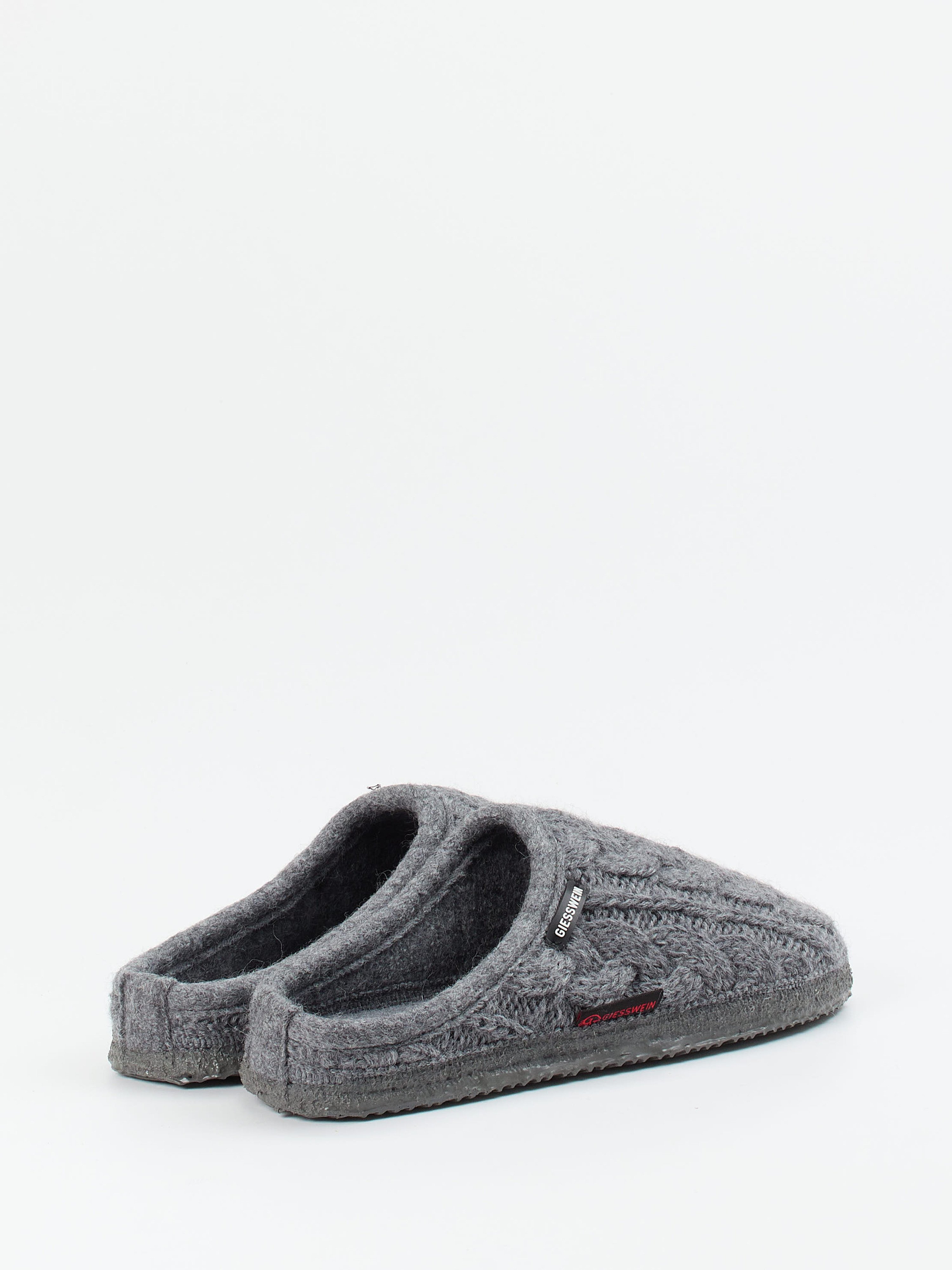 Hausschuh grau 7184409000203